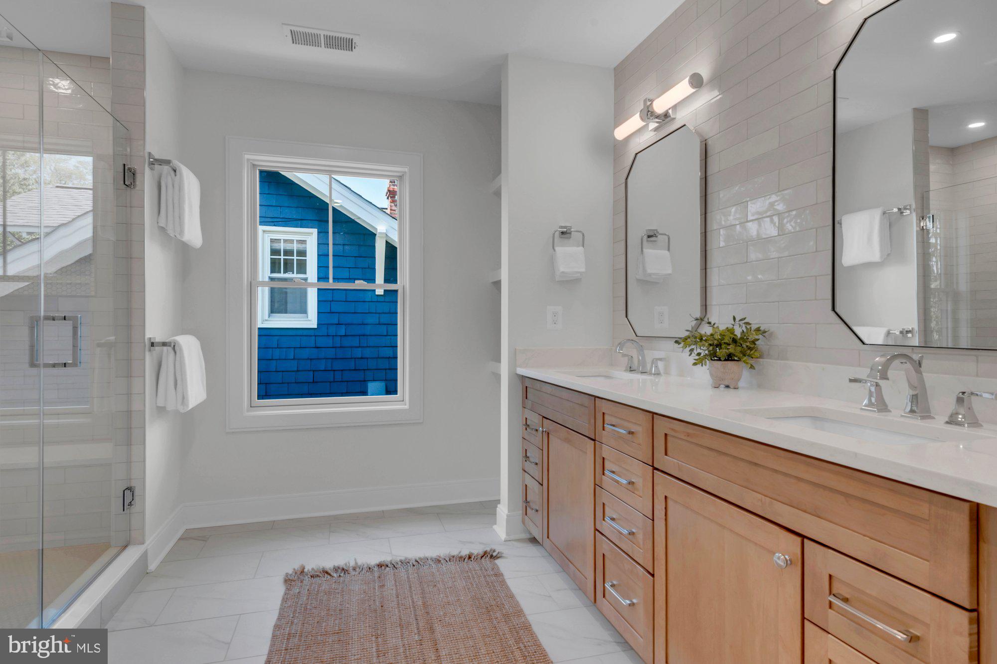 EASTPORT - Residential
