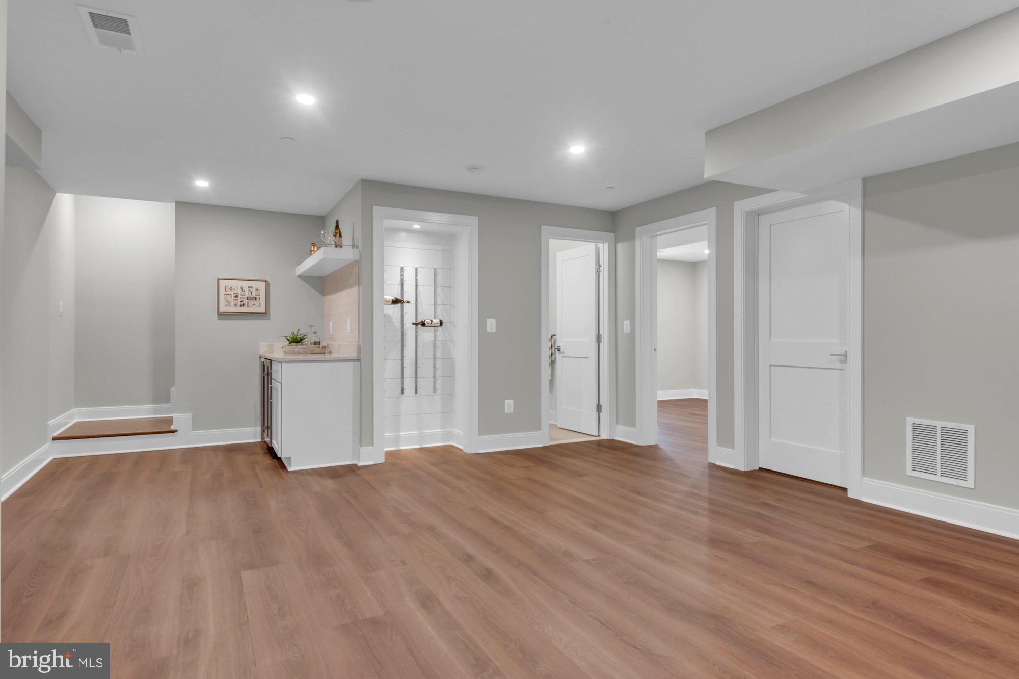 EASTPORT - Residential