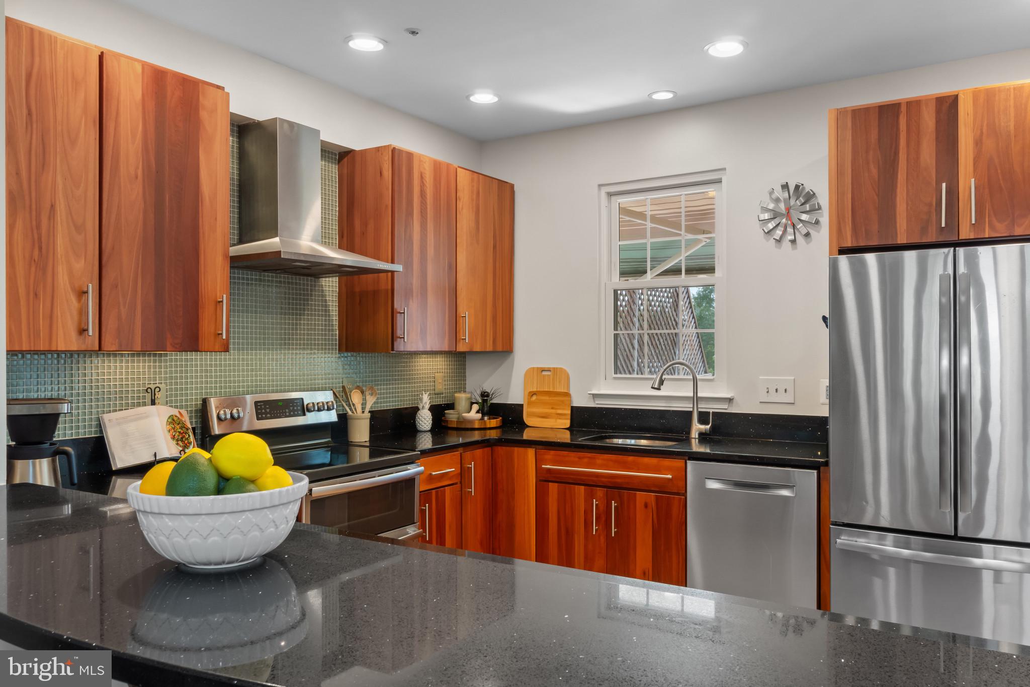 3727 WESTFIELD COURT