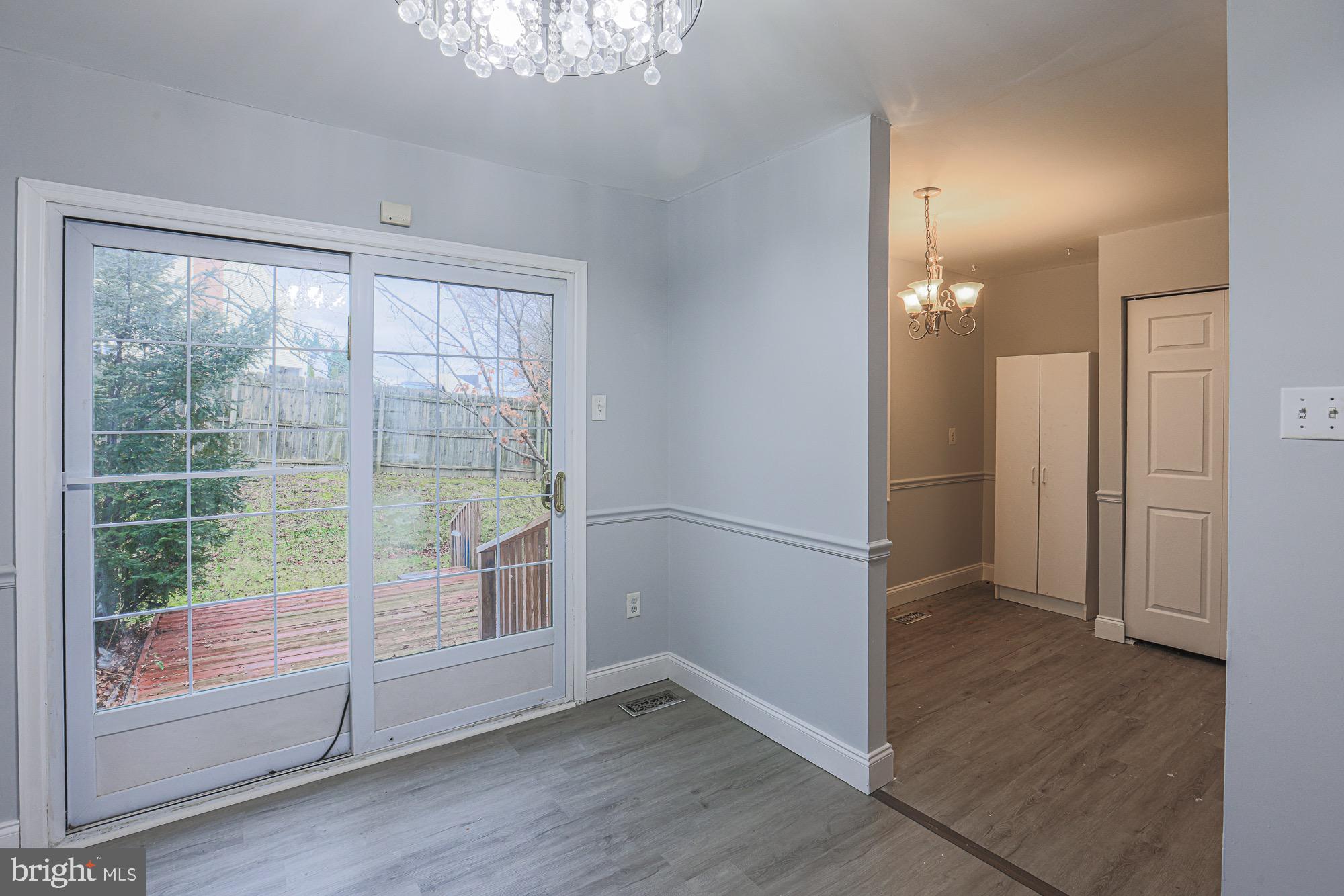 PERRY HALL - Residential