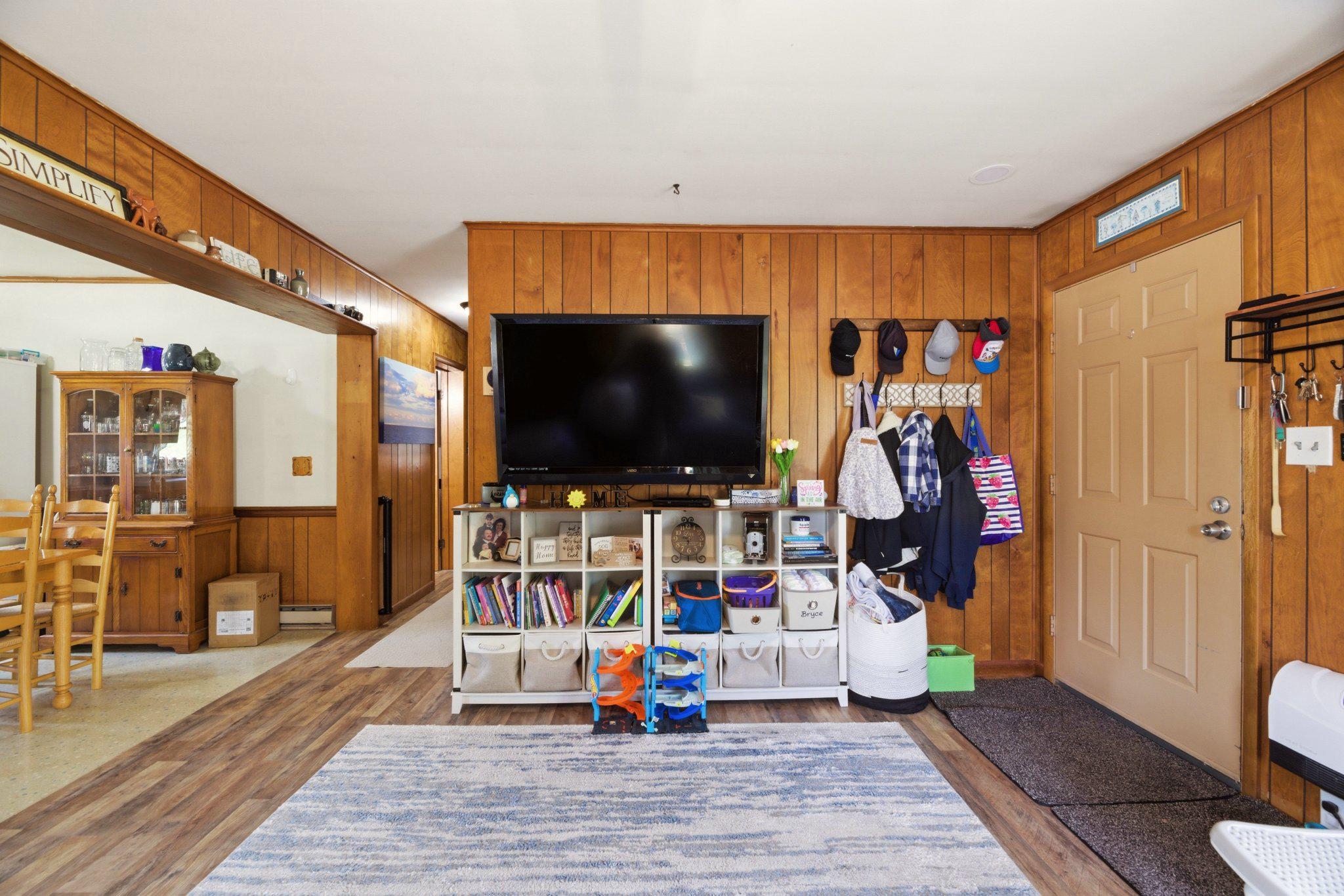 CHESTER HARBOR - Residential