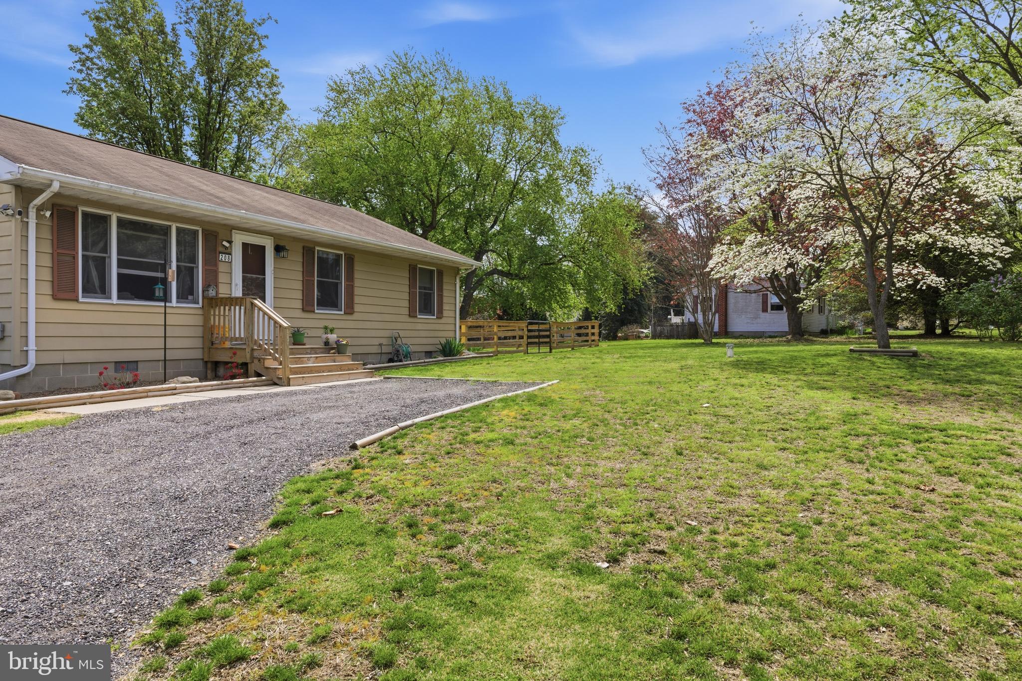 CHESTER HARBOR - Residential