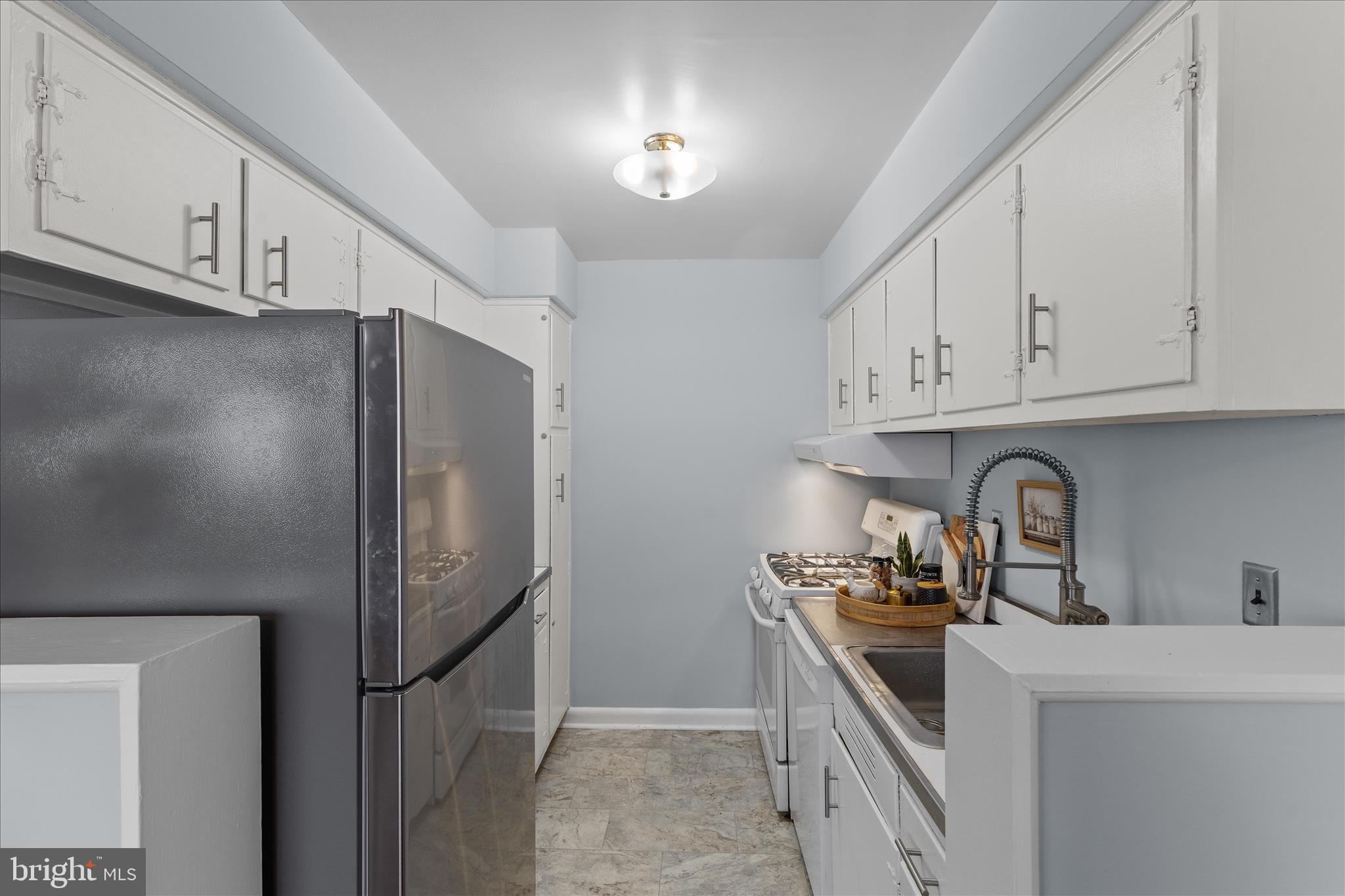 KENMANOR - Residential