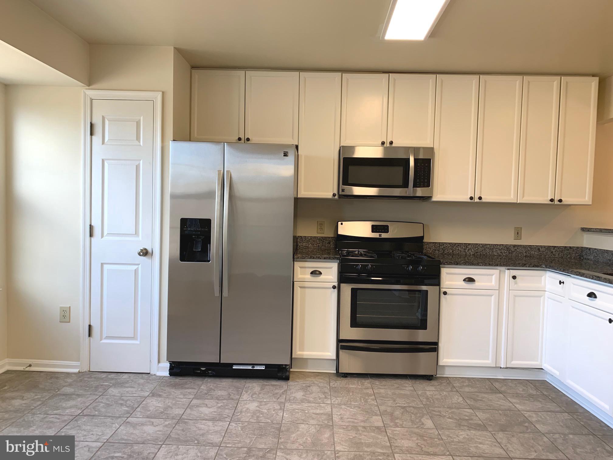 KINGS CREST AT SALEM STATION - Residential Lease