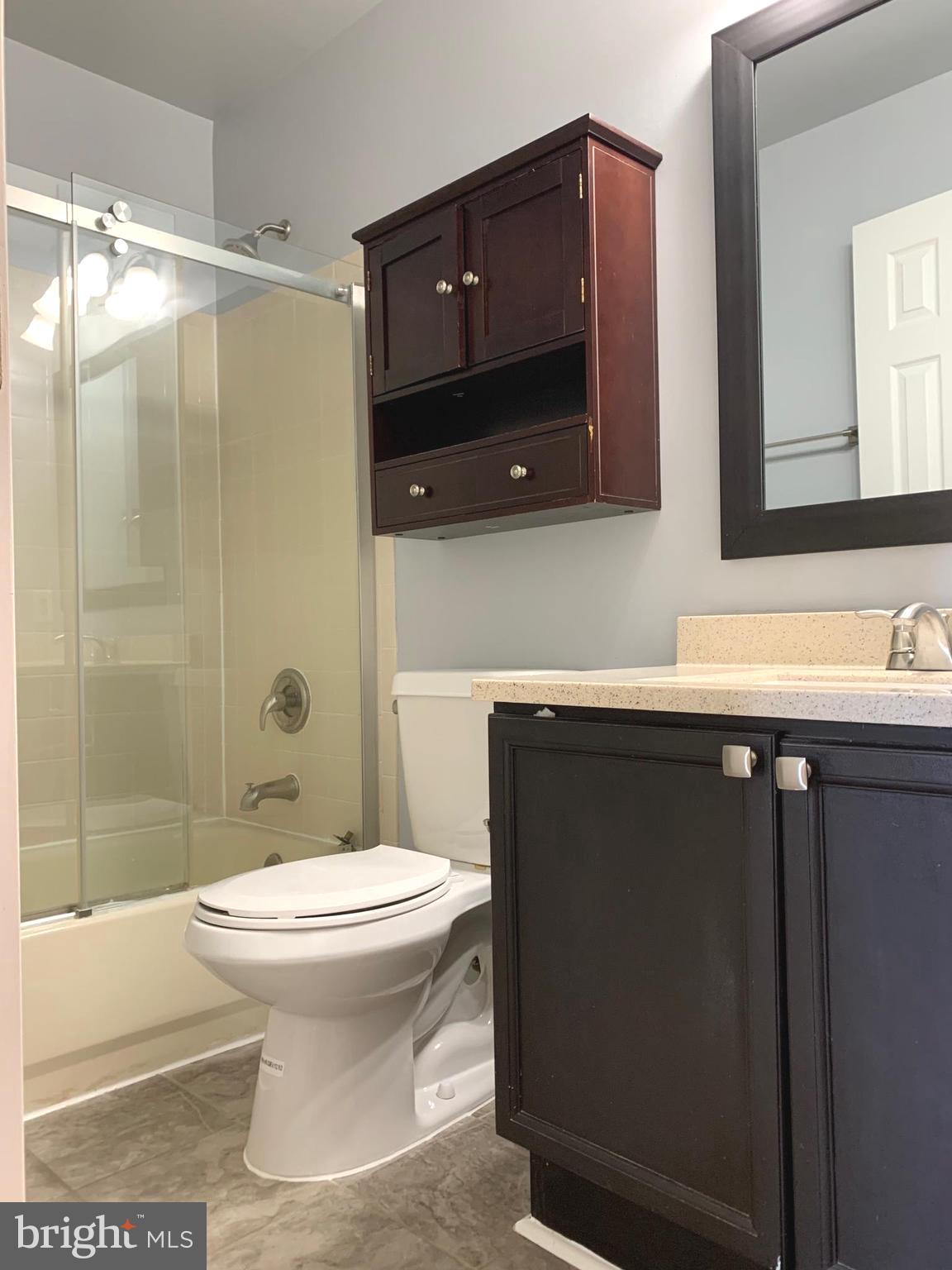 KINGS CREST AT SALEM STATION - Residential Lease