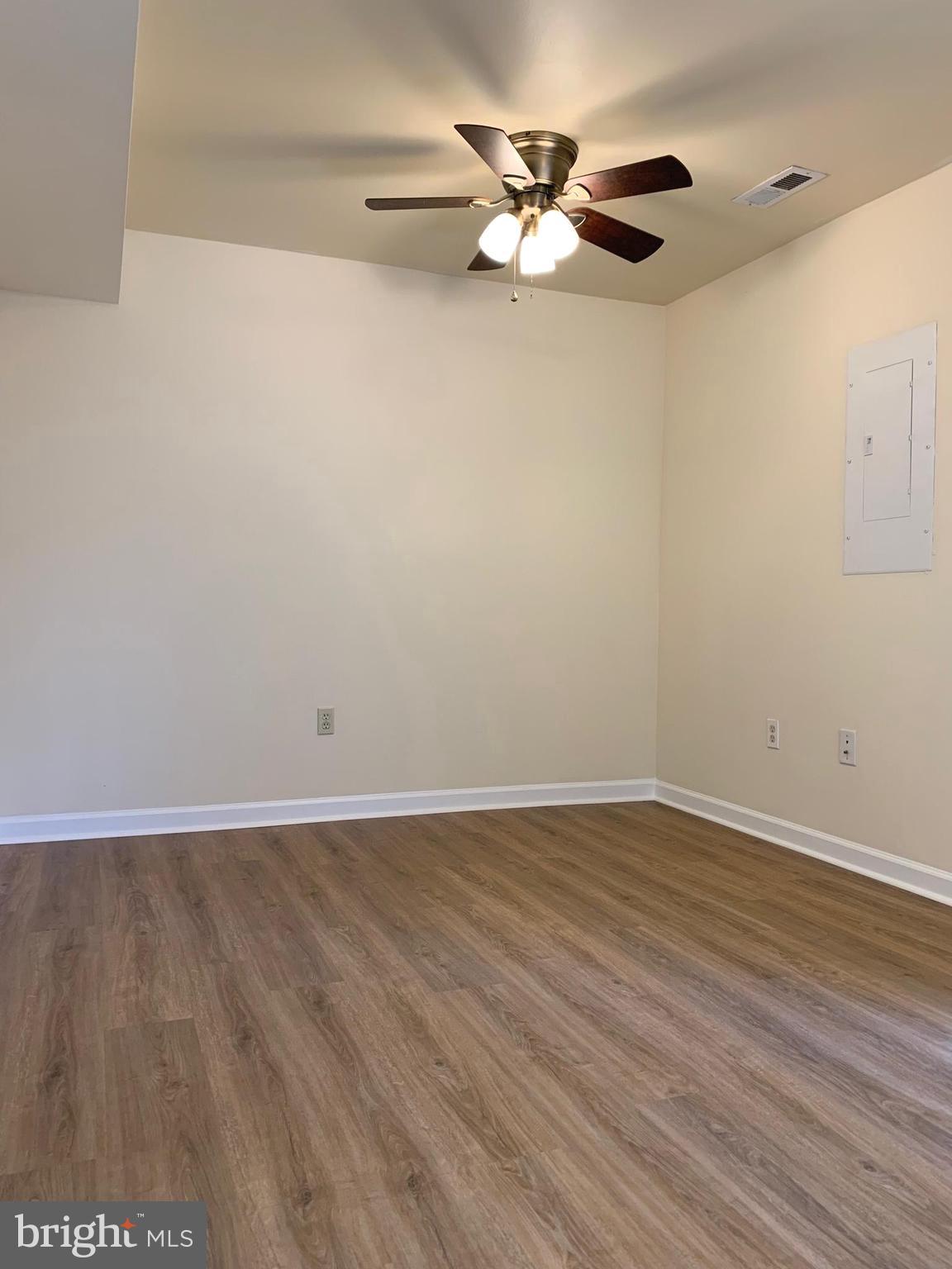 KINGS CREST AT SALEM STATION - Residential Lease