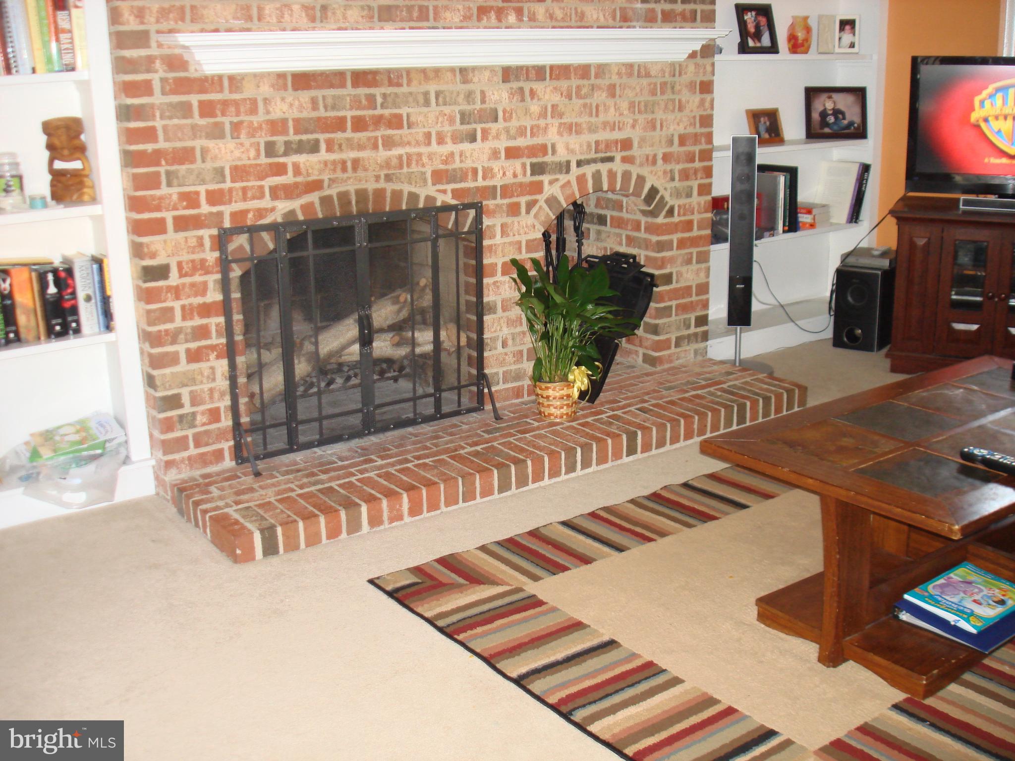 HAMPTON OAKS - Residential