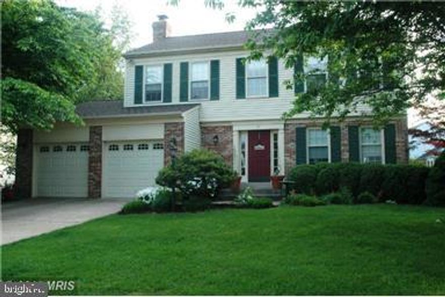 Very well maintained home in Hampton Oaks community.  Low traffic street, sidewalks and curbs.  New roof and siding.  Hardwoods in foyer leading to tiled kitchen with granite counters and eat in area.  Step down into the large family room with brick fireplace, built in book cases.  French doors lead to large maintenance free deck, fenced yard and play set. 4 bedrooms on upperlevel with ceiling fans.  Large master bedroom with walk in closet.  Master bath has dual vanities and separate room for toilet and shower.  Basement has game room, laundry room and plenty of storage. Community has in ground pool, community center, tennis, volley ball and much more.