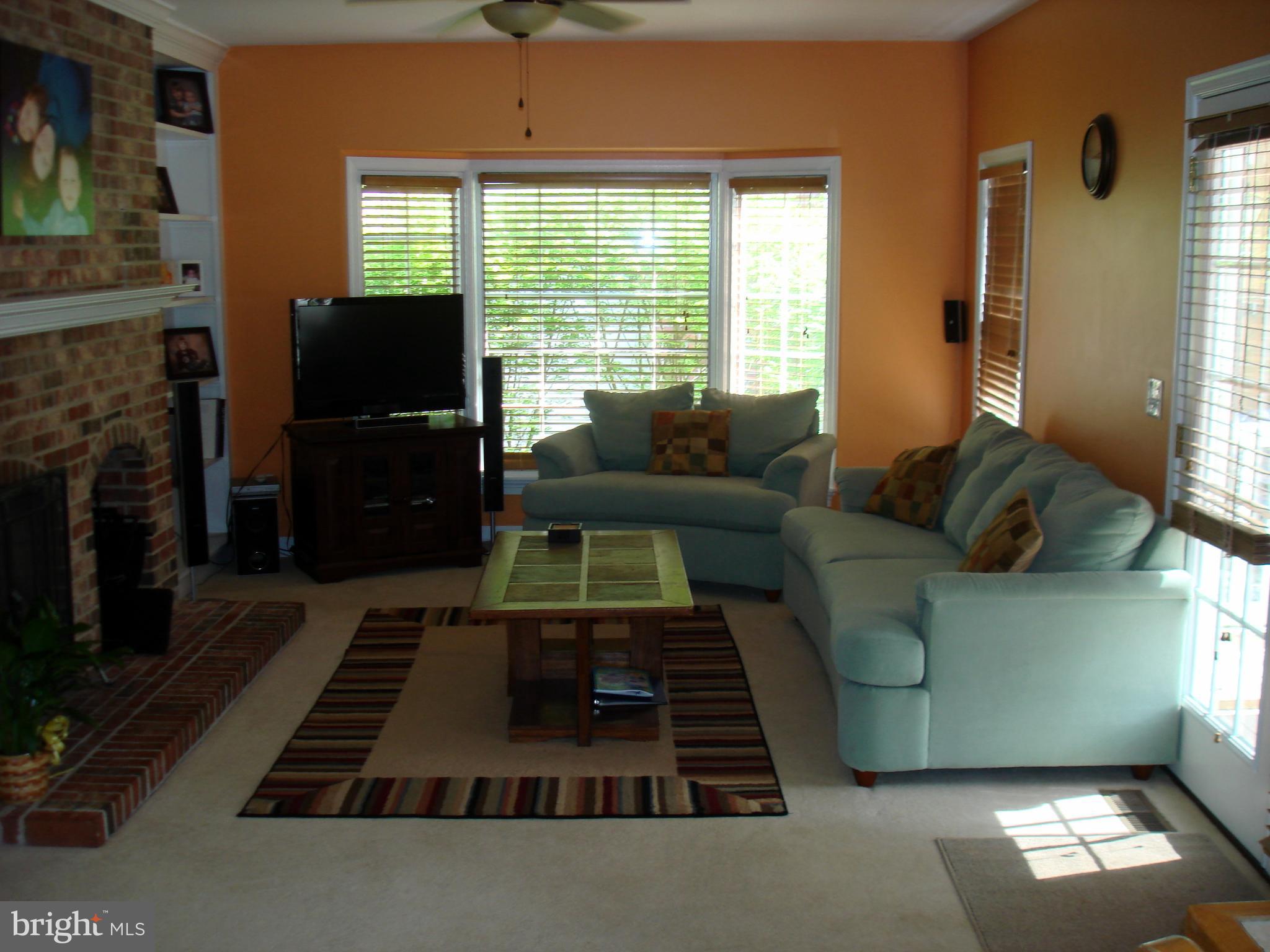 HAMPTON OAKS - Residential