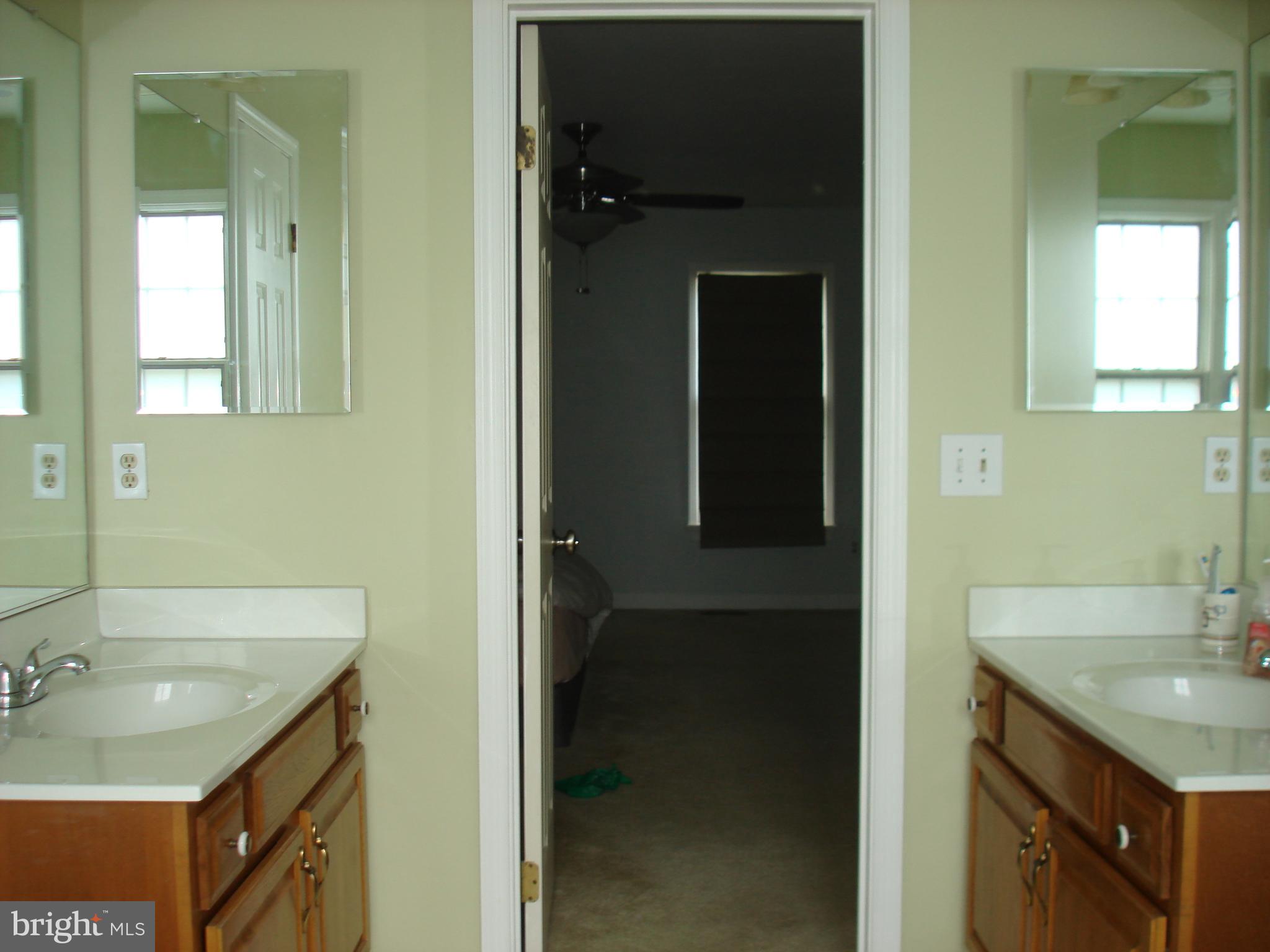 HAMPTON OAKS - Residential