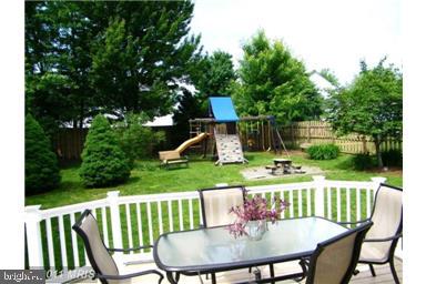 HAMPTON OAKS - Residential