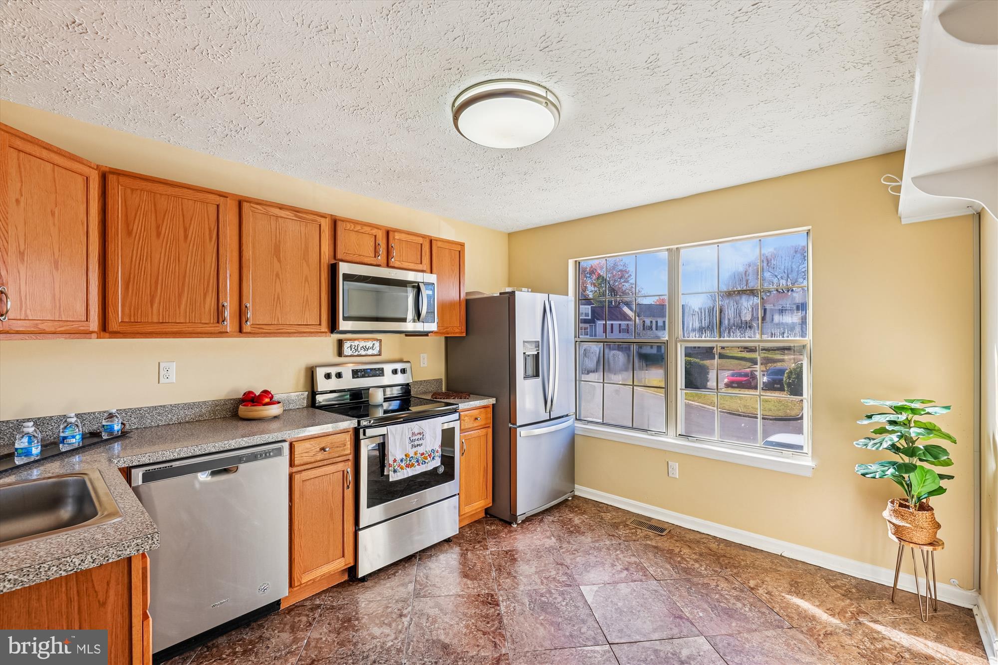 LANCASTER / WESTLAKE VILLAGE - Residential