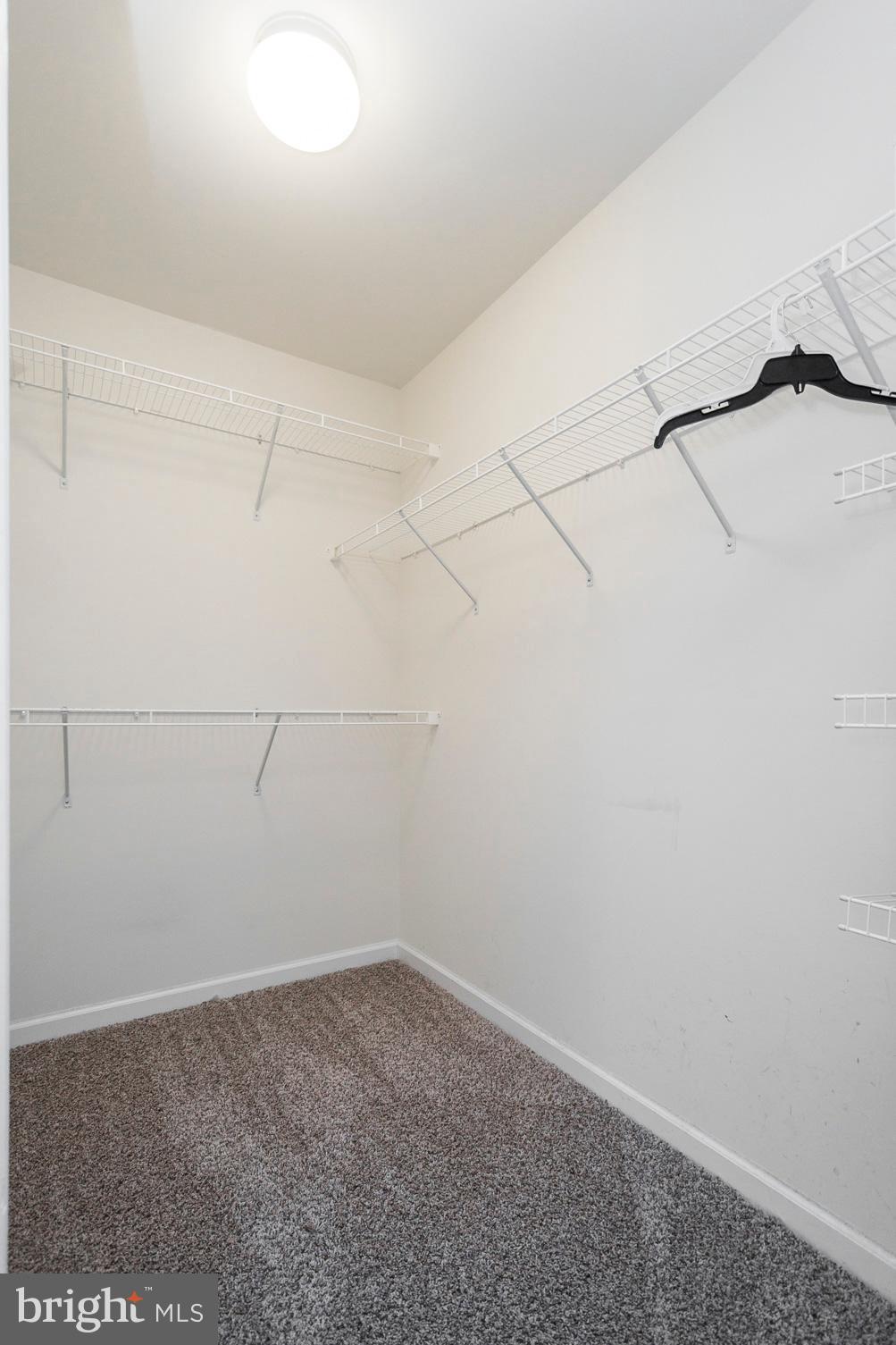 LAFAYETTE CROSSING - Residential Lease