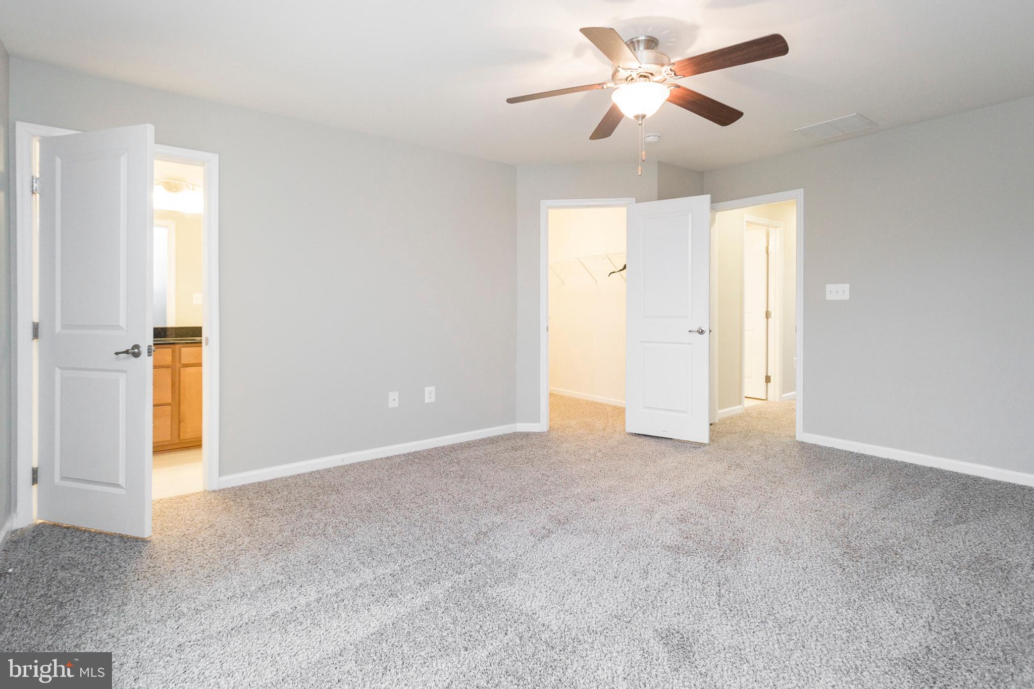 LAFAYETTE CROSSING - Residential Lease