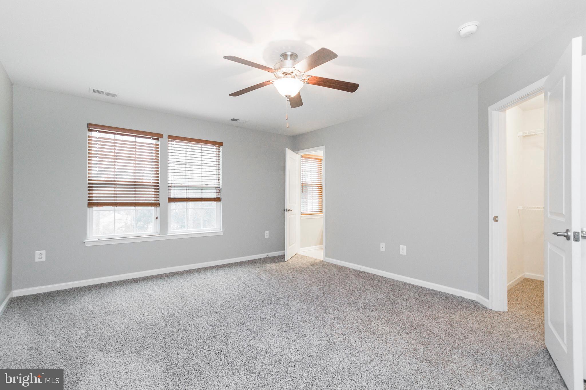 LAFAYETTE CROSSING - Residential Lease