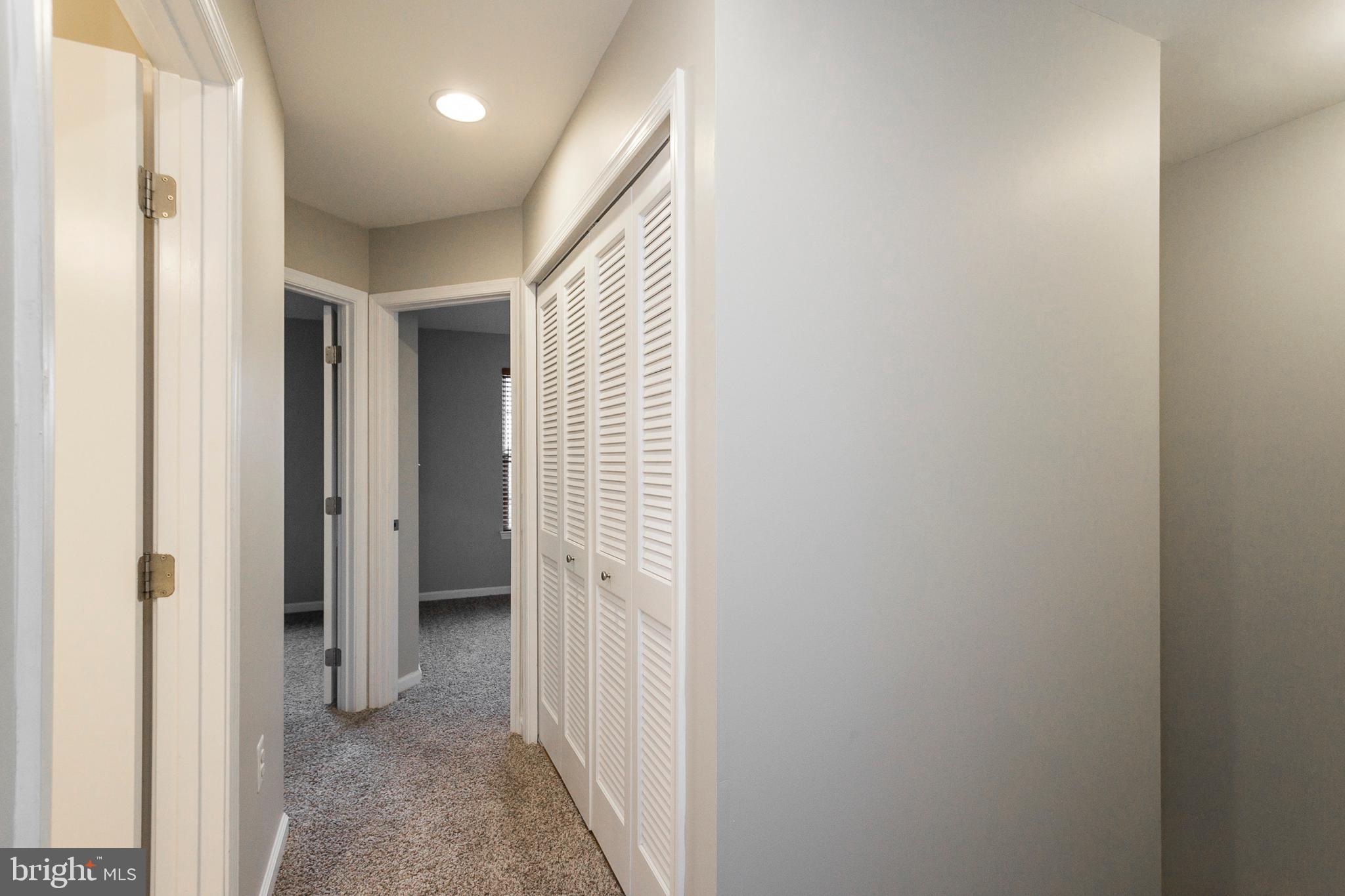 LAFAYETTE CROSSING - Residential Lease