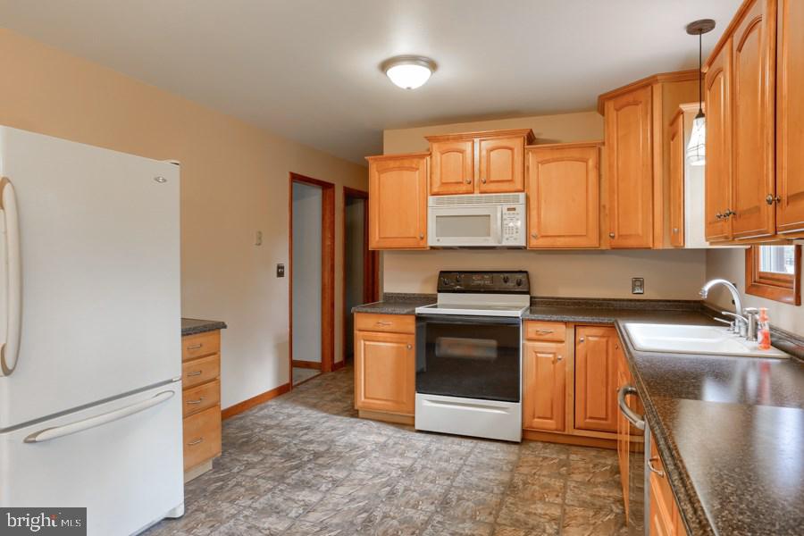 OLD FORGE ACRES - Residential