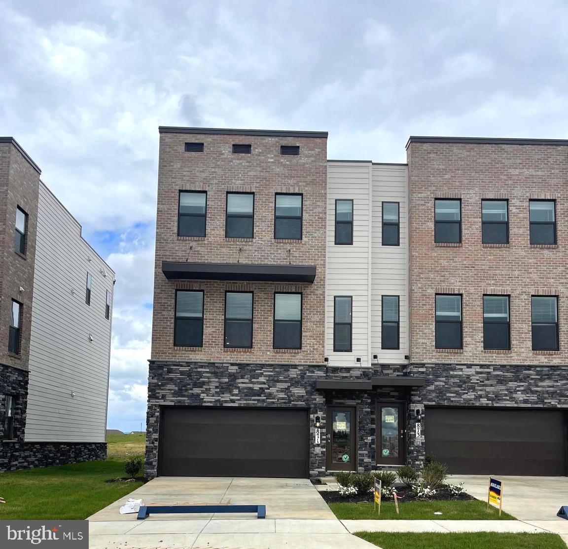Do not call sellers, property is listed for rental.
Excellent 3 level End Unit townhome in Renn Quarter community with 4 bedrooms,3.5 baths, & 2-car garage,2436 sq feet of living space! Kitchen and all bathrooms includes quartz counters, white maple cabinetry,Gourment Kitchen & stainless steel appliances.Hardwood floors on entire main living level.Large master Bedroom with Luxury bath features dual vanities,quartz Counters and large walk-in shower.Convenient laundry on bedroom level.Enjoy beautiful common area in the rear, as well as a deck off the living room. Amenities include pool, clubhouse with fitness center, and walking trails.