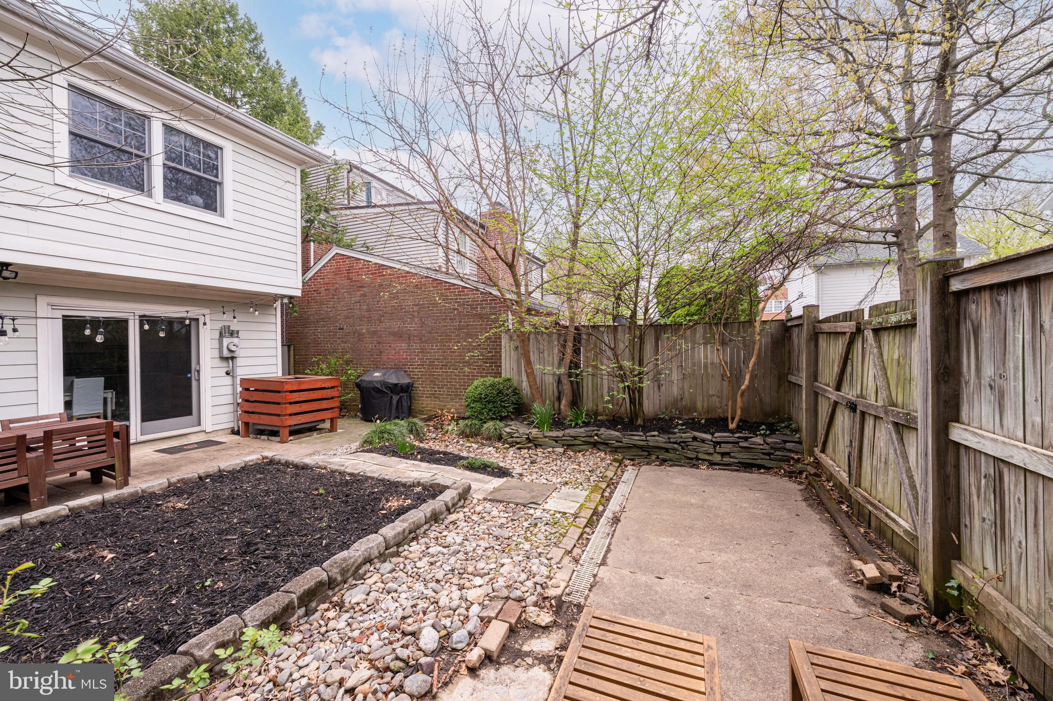 GEORGE WASHINGTON PARK - Residential