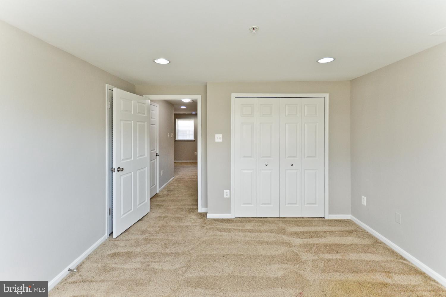 SUMMIT CREEK - Residential Lease