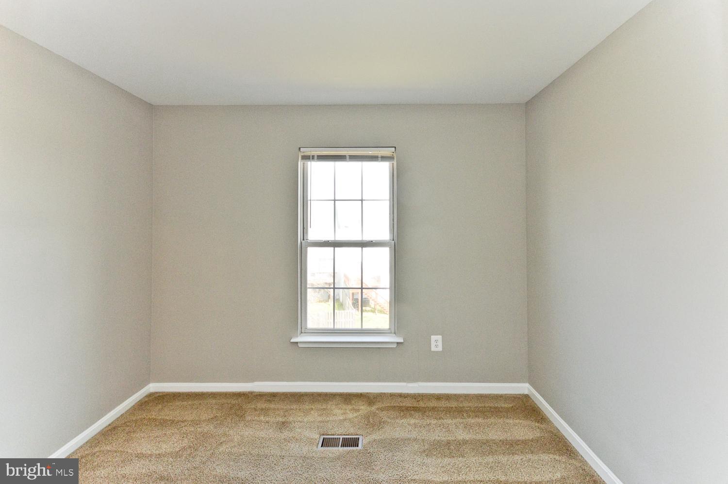 SUMMIT CREEK - Residential Lease