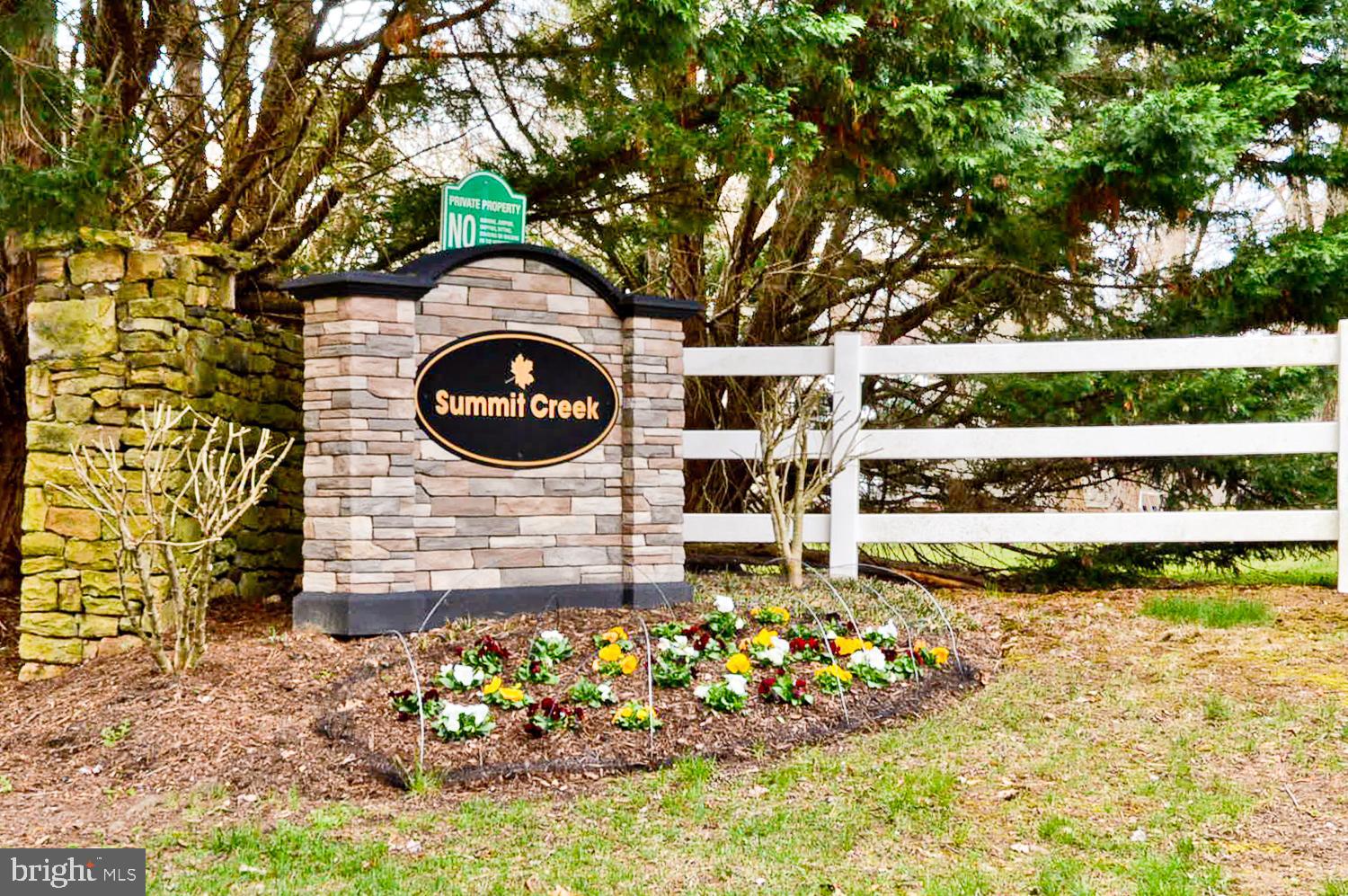 SUMMIT CREEK - Residential Lease