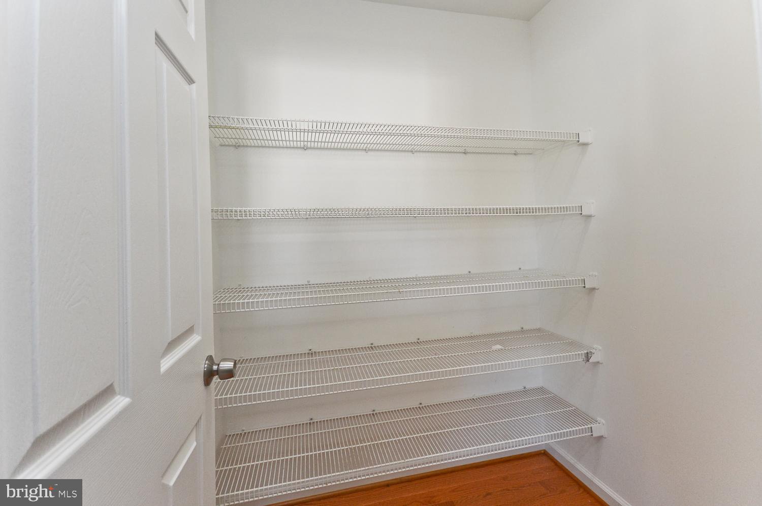 SUMMIT CREEK - Residential Lease