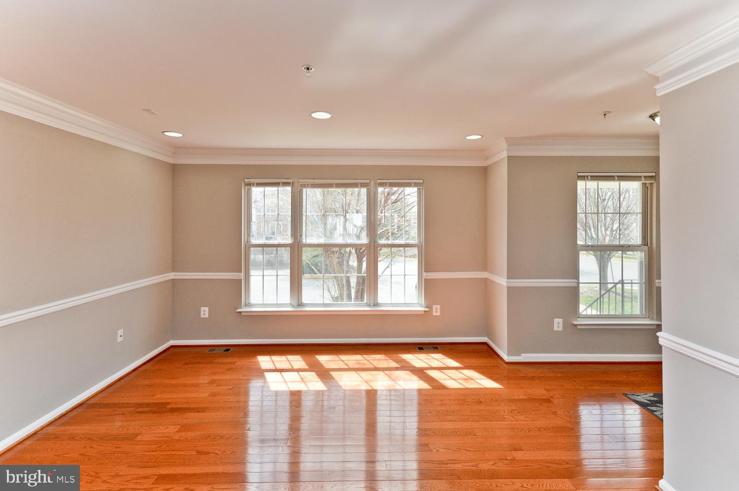 SUMMIT CREEK - Residential Lease