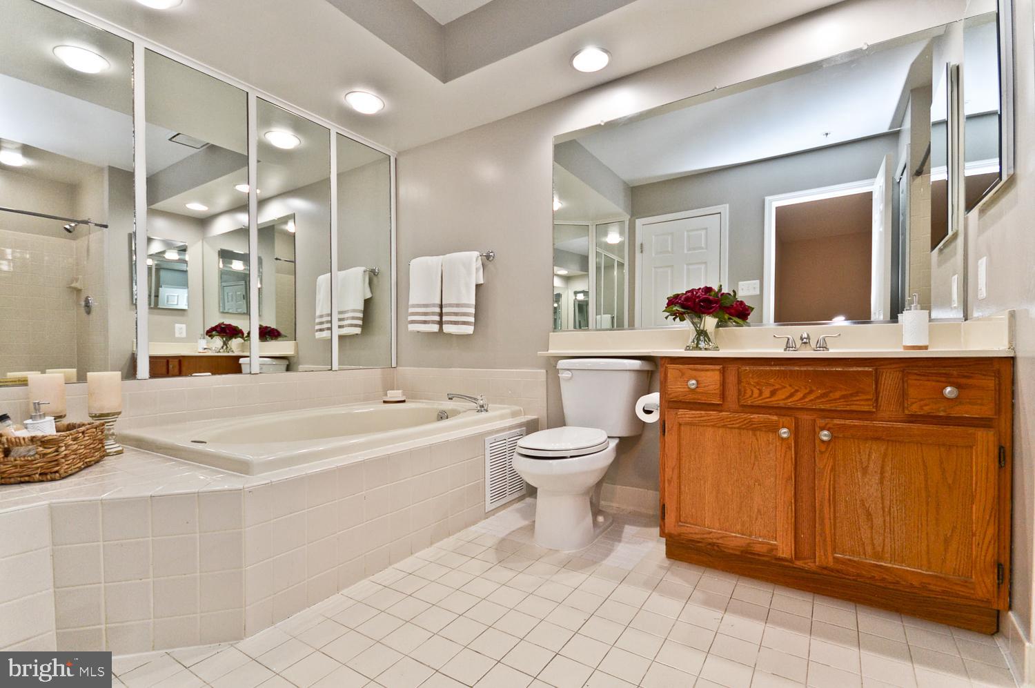 SUMMIT CREEK - Residential Lease