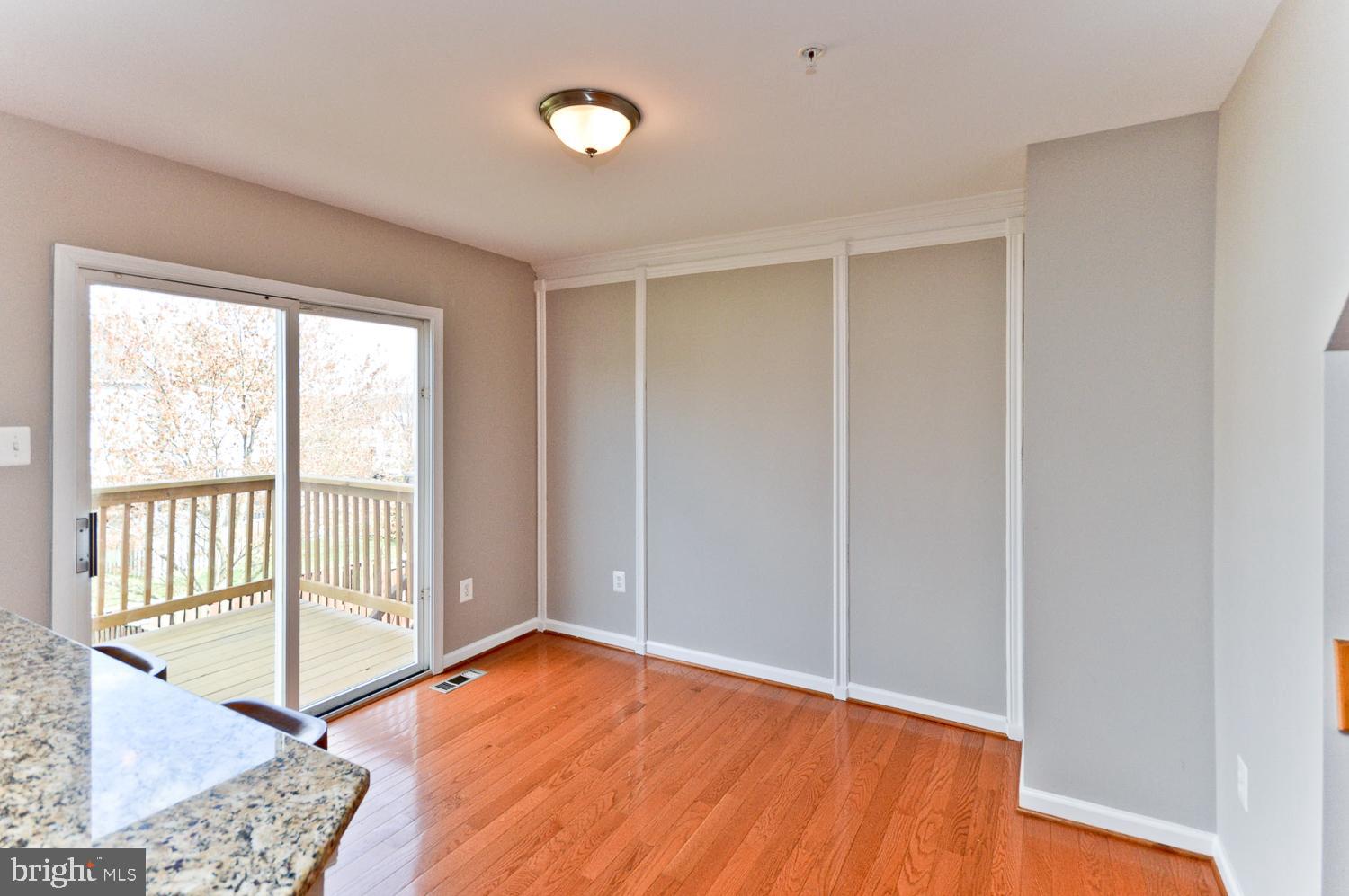 SUMMIT CREEK - Residential Lease