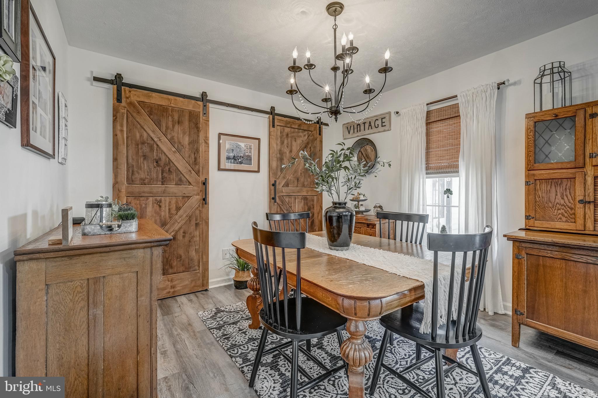 LAKE MONTICELLO - Residential