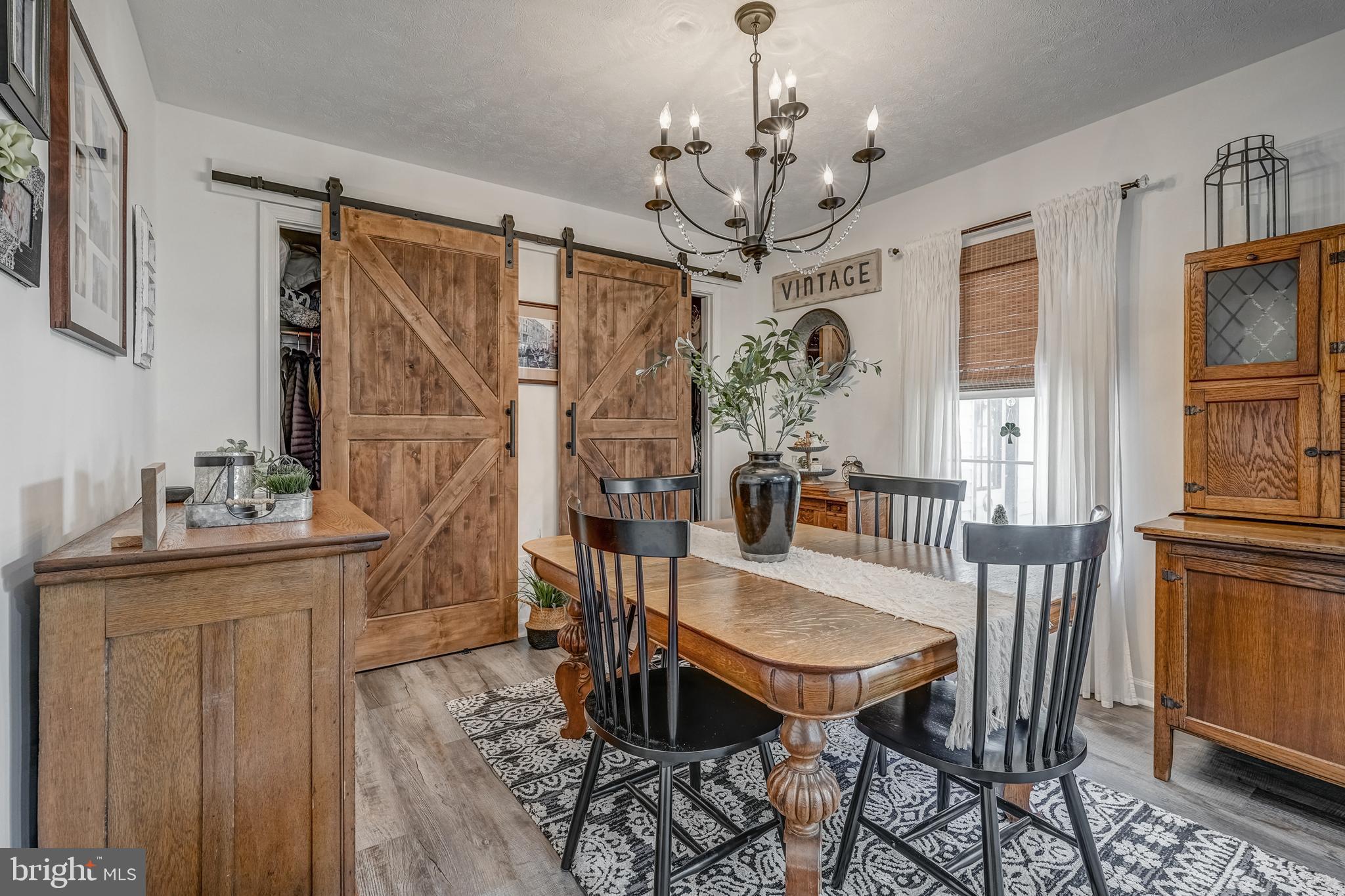 LAKE MONTICELLO - Residential