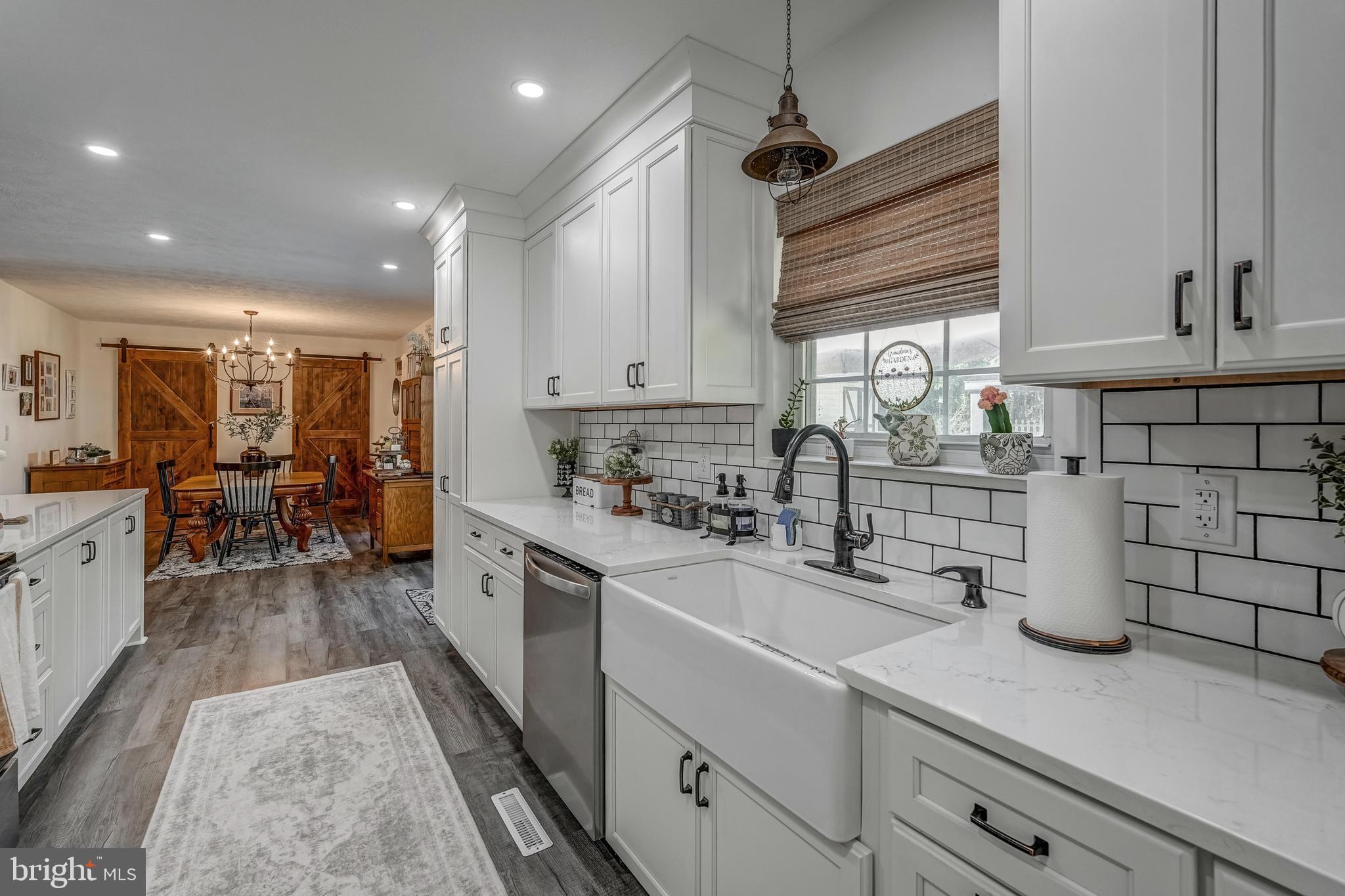 LAKE MONTICELLO - Residential