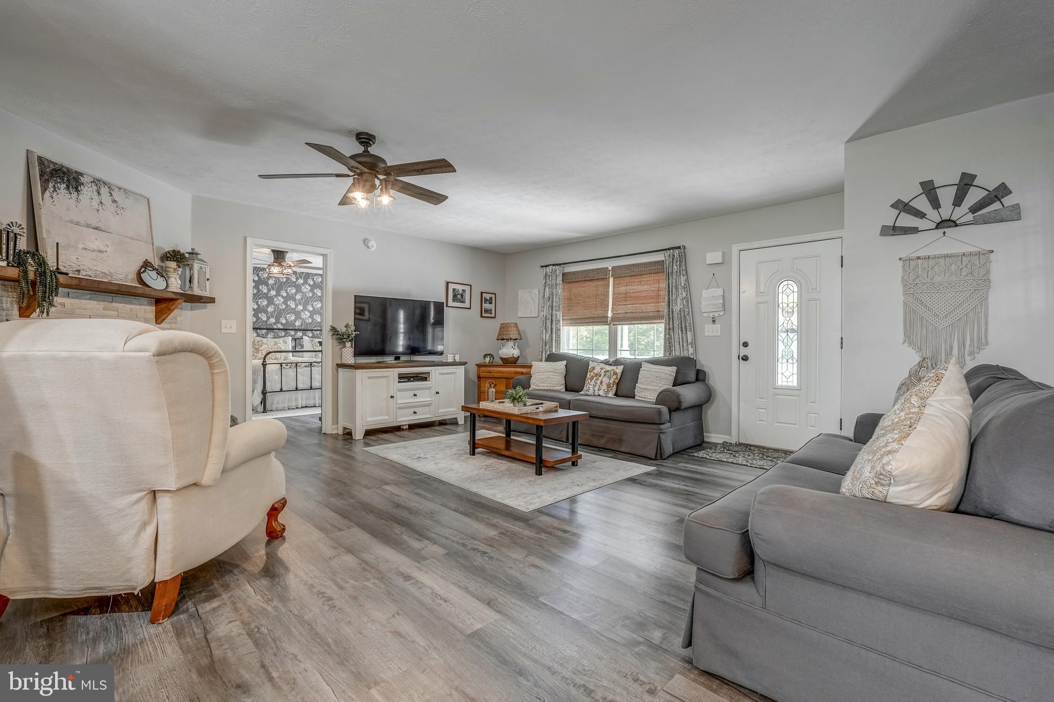 LAKE MONTICELLO - Residential