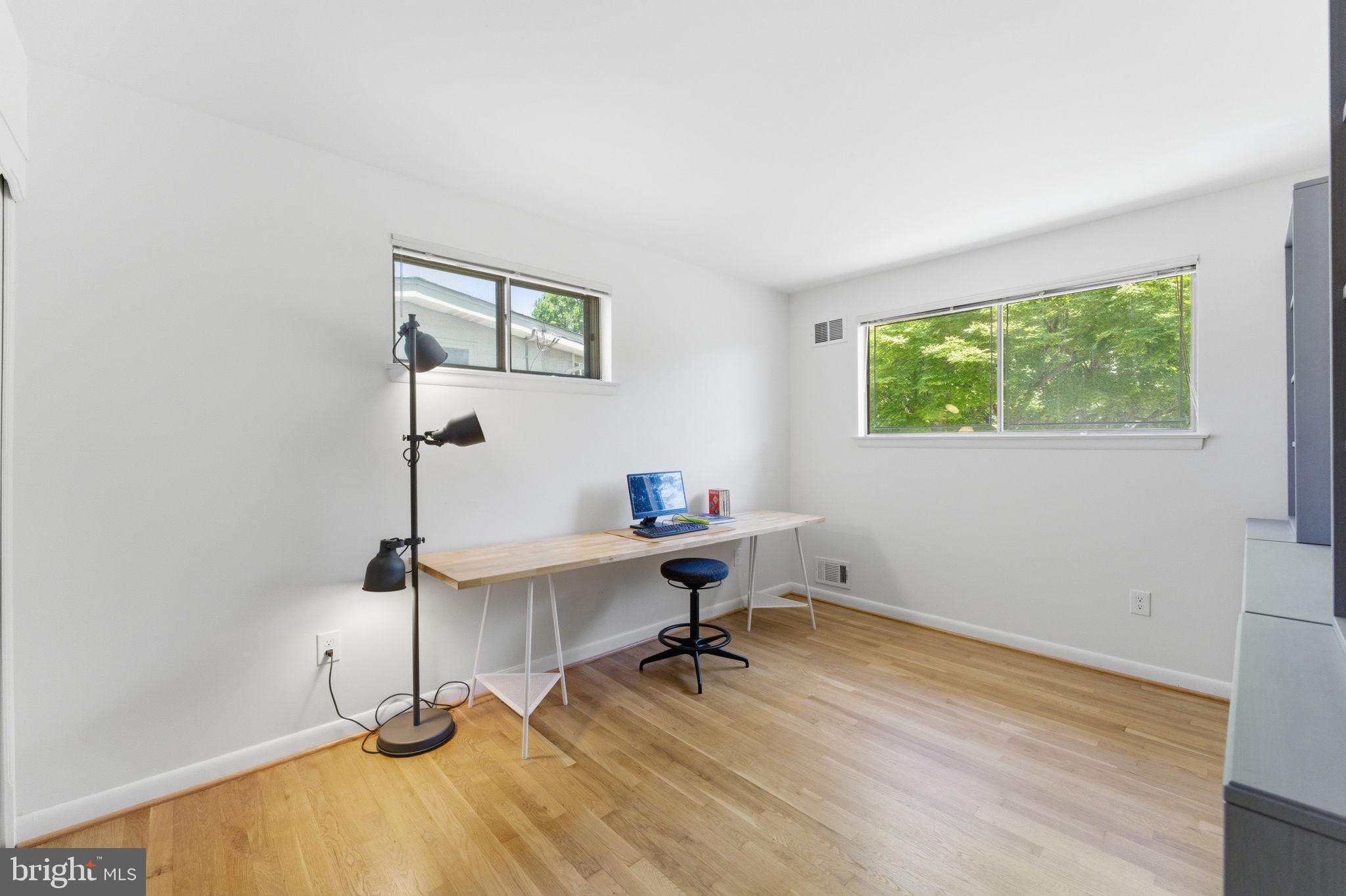 KEMP MILL ESTATES - Residential