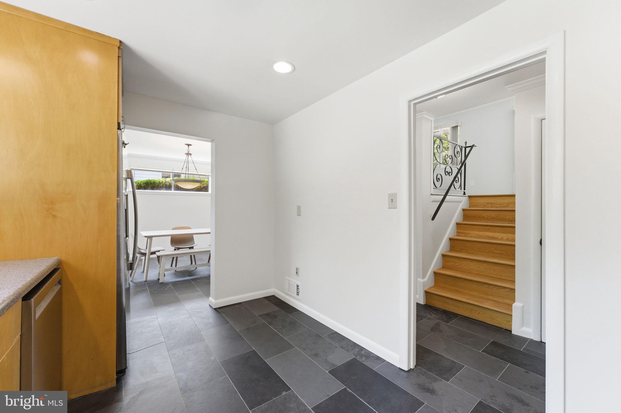 KEMP MILL ESTATES - Residential