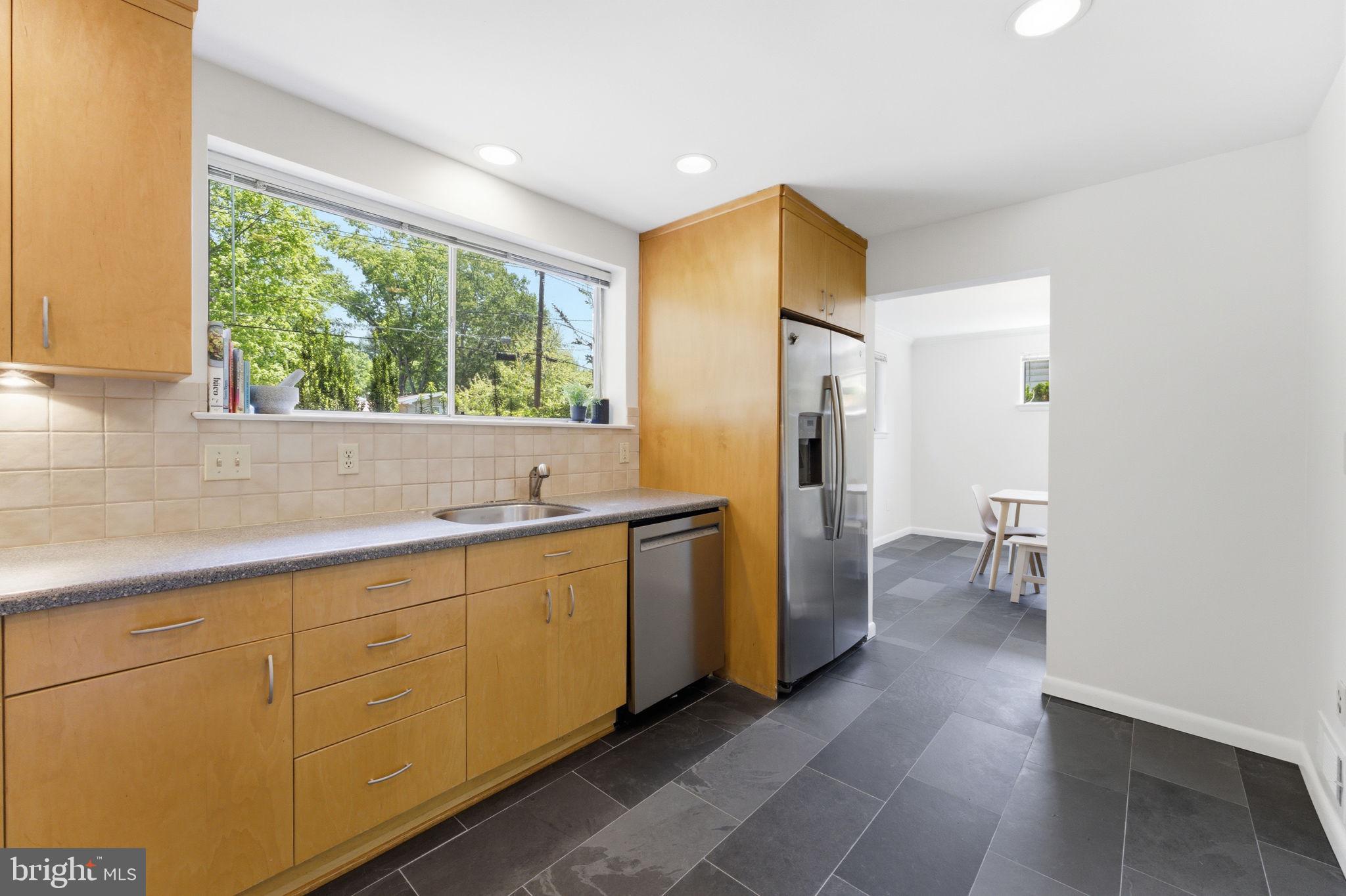 KEMP MILL ESTATES - Residential