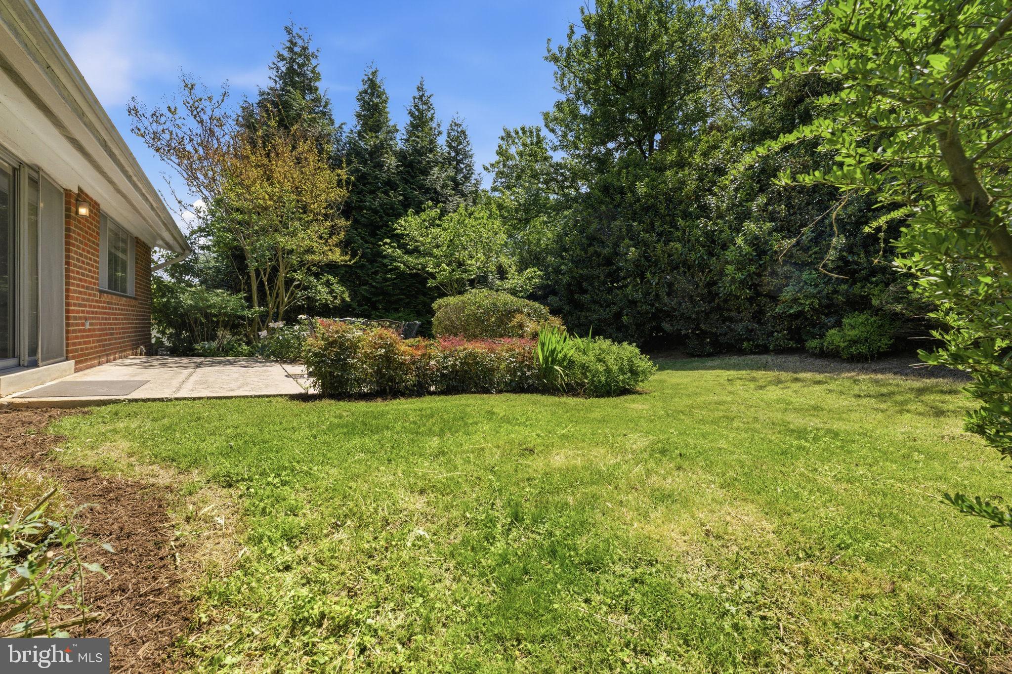 KEMP MILL ESTATES - Residential