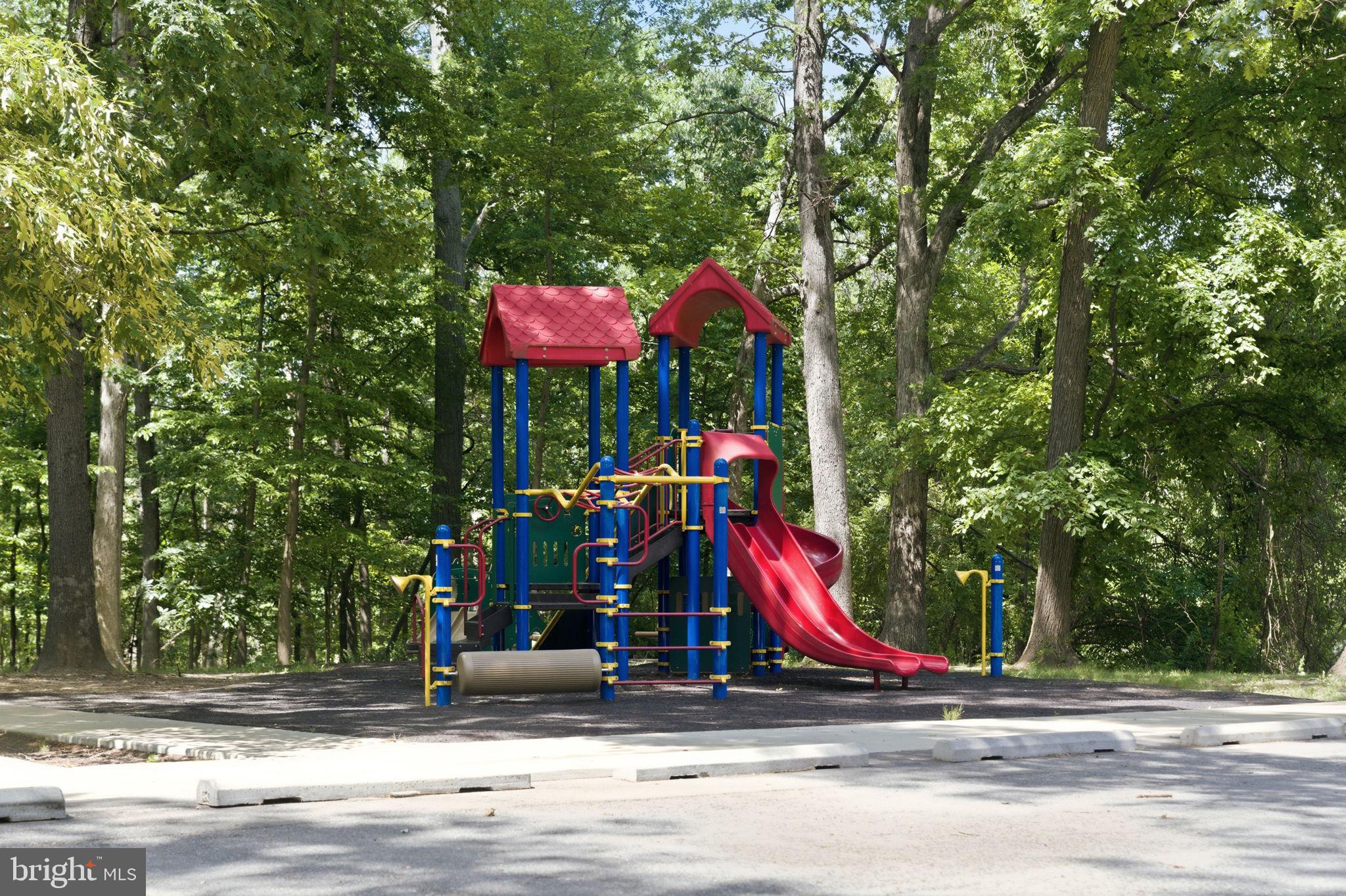 KEMP MILL ESTATES - Residential
