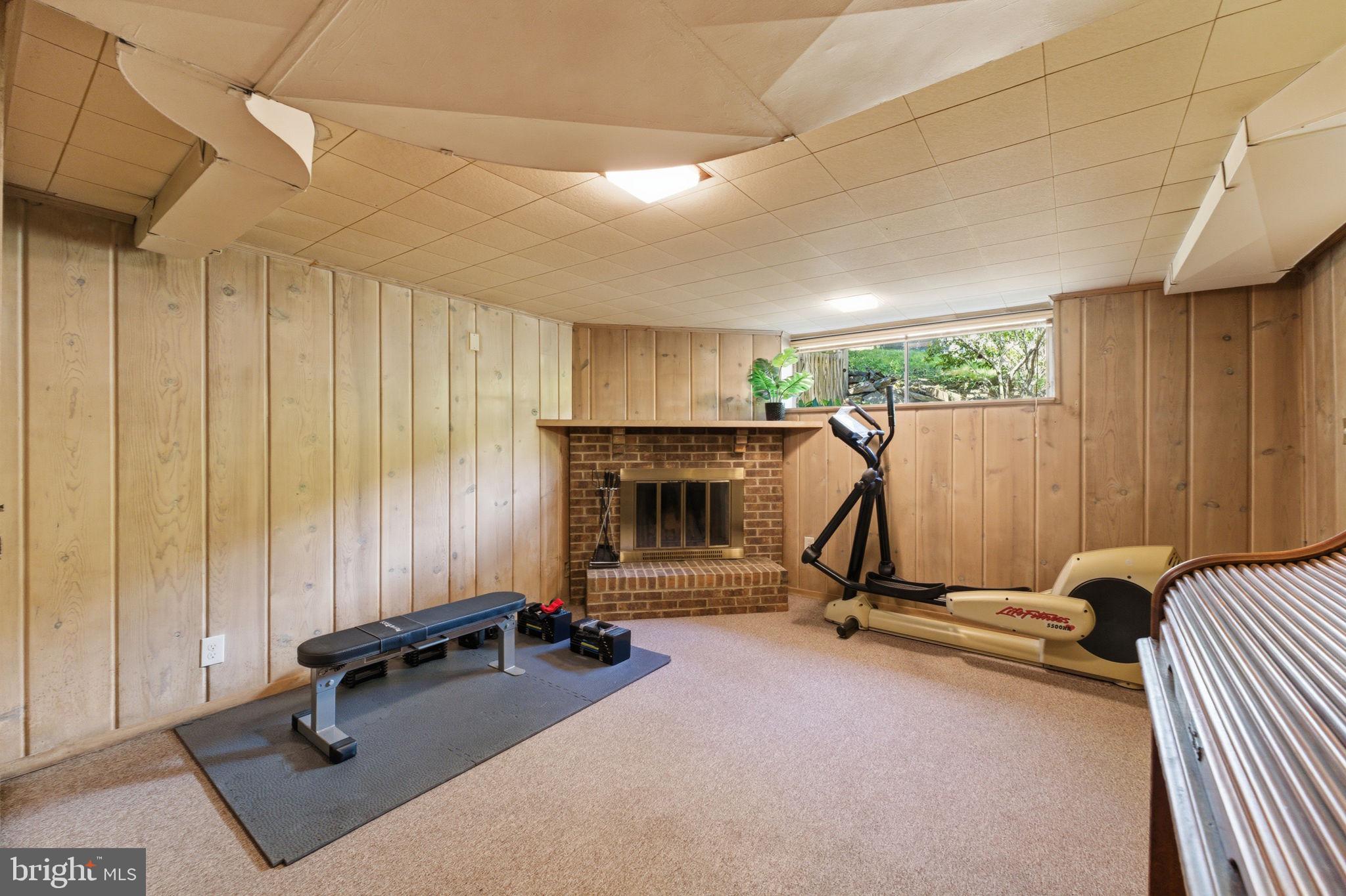 KEMP MILL ESTATES - Residential