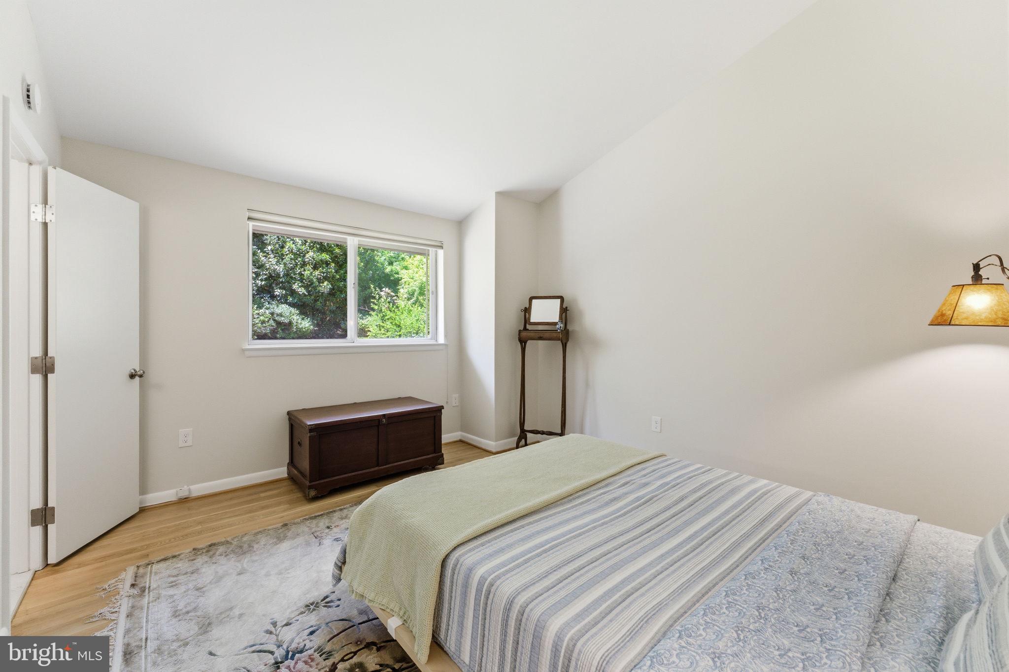 KEMP MILL ESTATES - Residential