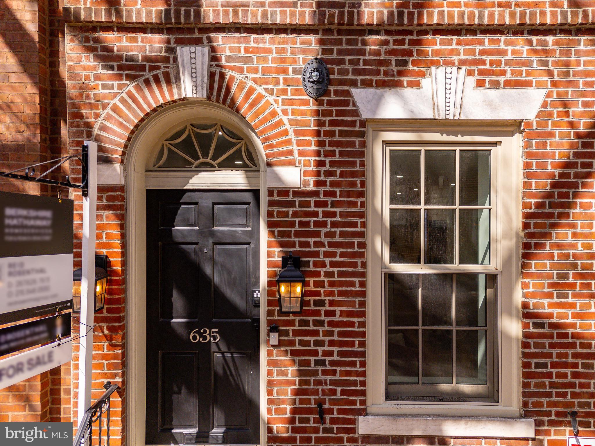 SOCIETY HILL - Residential