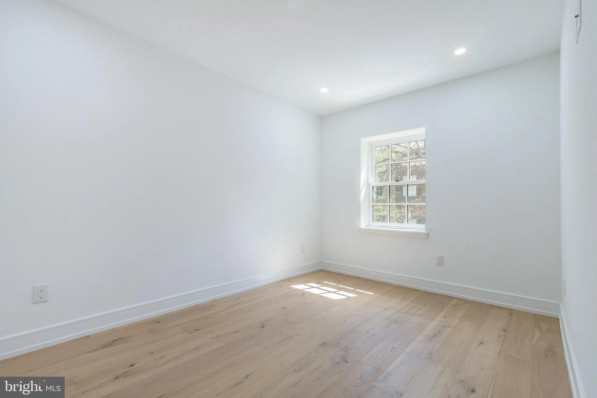 Philadelphia, Pennsylvania 19106, United States, 5 Bedrooms Bedrooms, ,6 BathroomsBathrooms,Residential,Contingent,107087