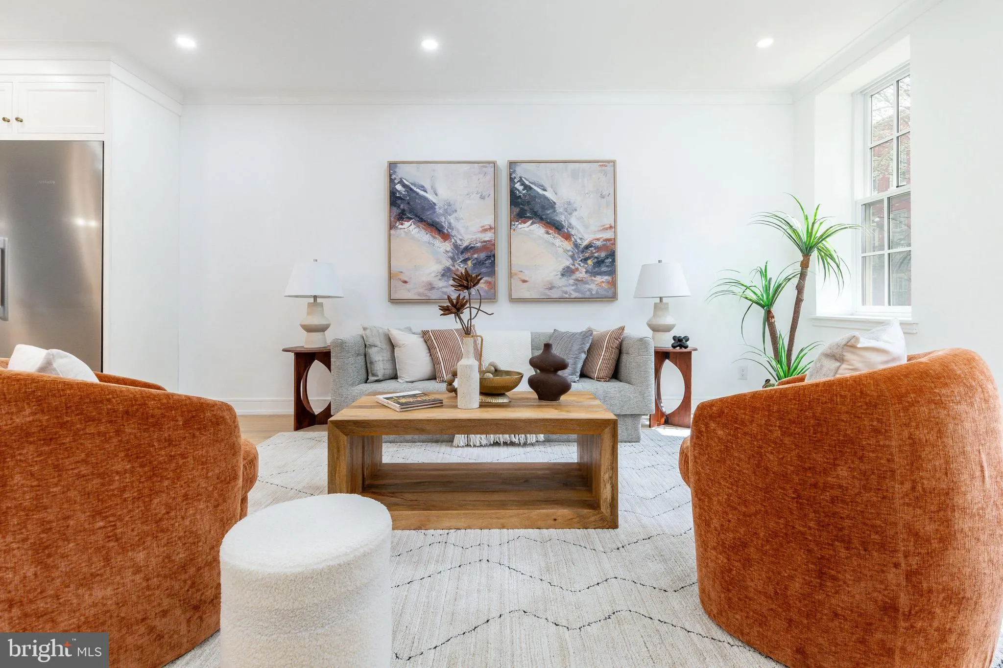 Philadelphia, Pennsylvania 19106, United States, 5 Bedrooms Bedrooms, ,6 BathroomsBathrooms,Residential,Contingent,107087