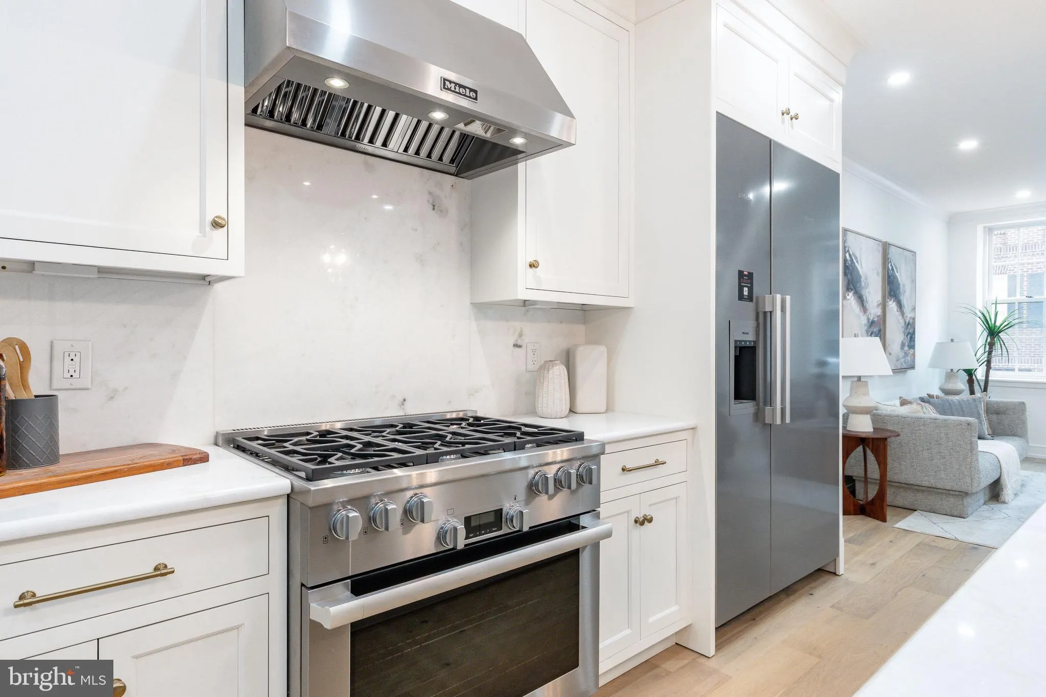 Philadelphia, Pennsylvania 19106, United States, 5 Bedrooms Bedrooms, ,6 BathroomsBathrooms,Residential,Contingent,107087