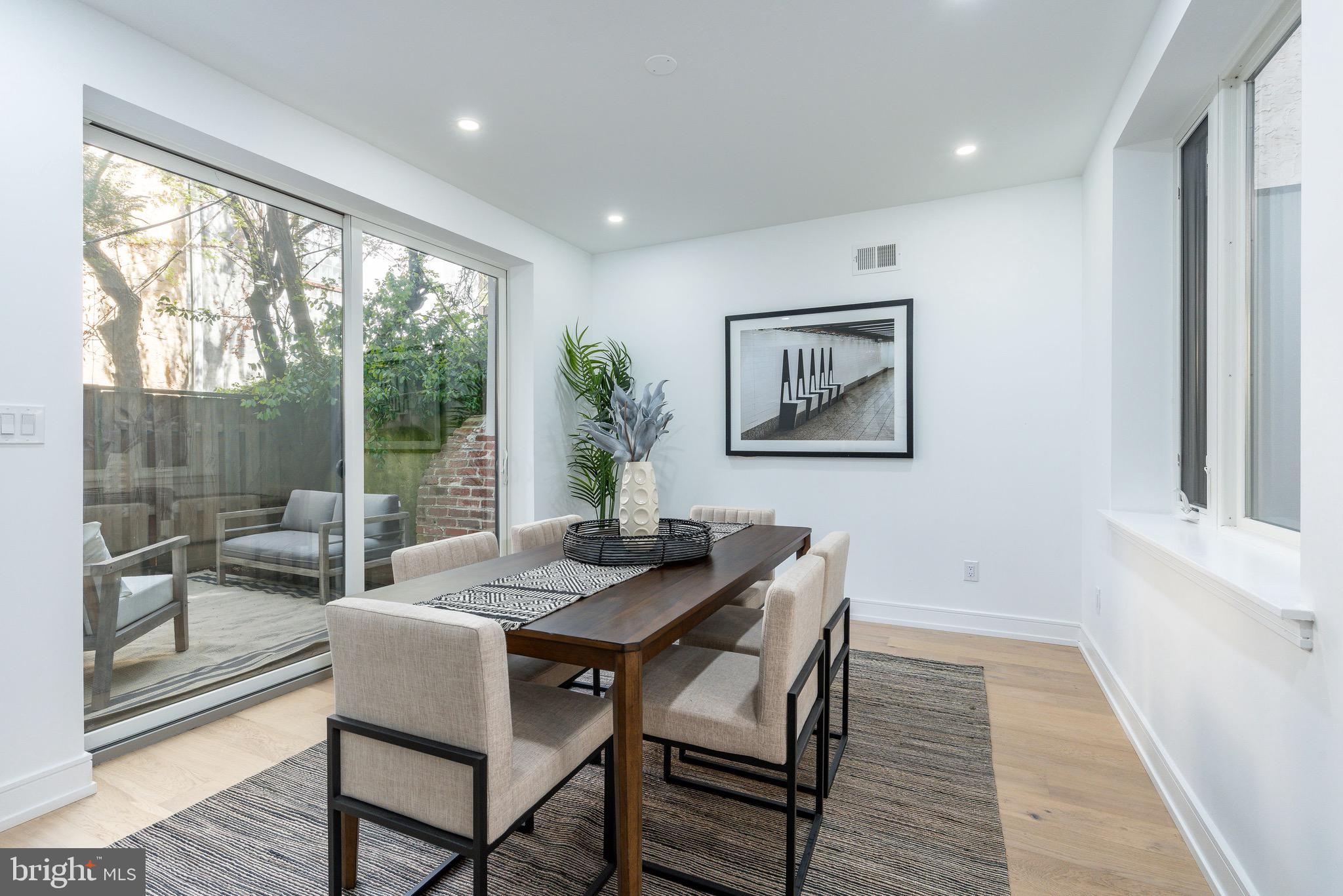 SOCIETY HILL - Residential