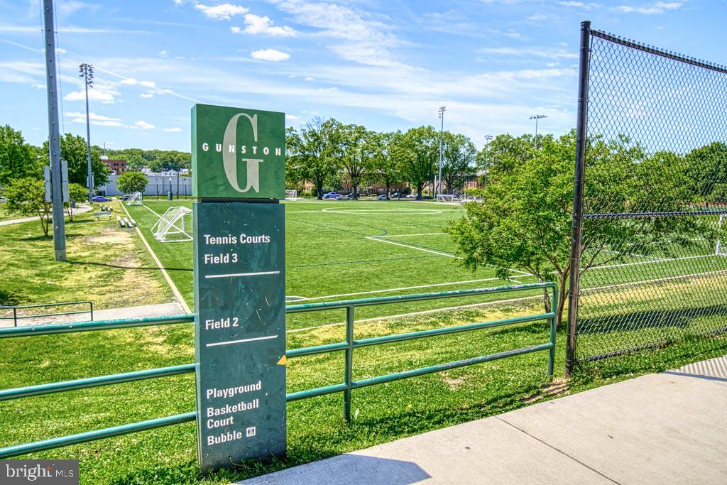 HORIZON HOUSE - Residential Lease