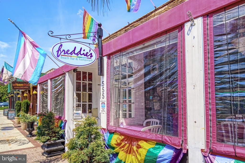 HORIZON HOUSE - Residential Lease