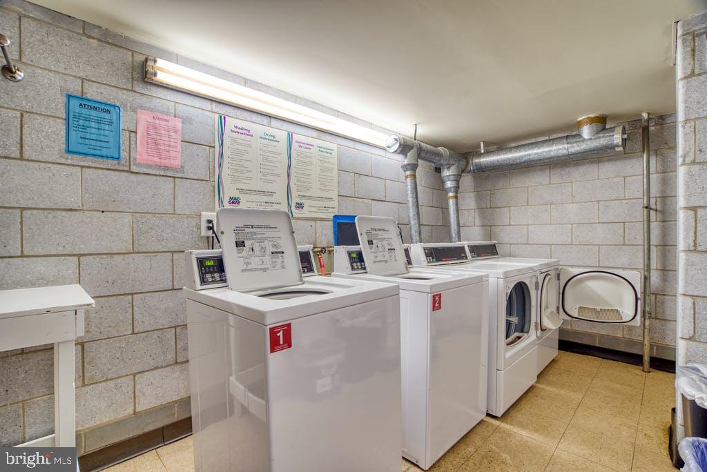 HORIZON HOUSE - Residential Lease