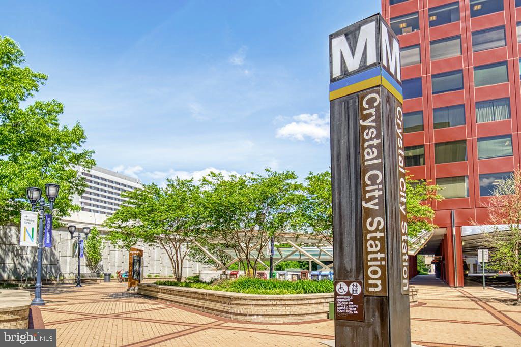 HORIZON HOUSE - Residential Lease